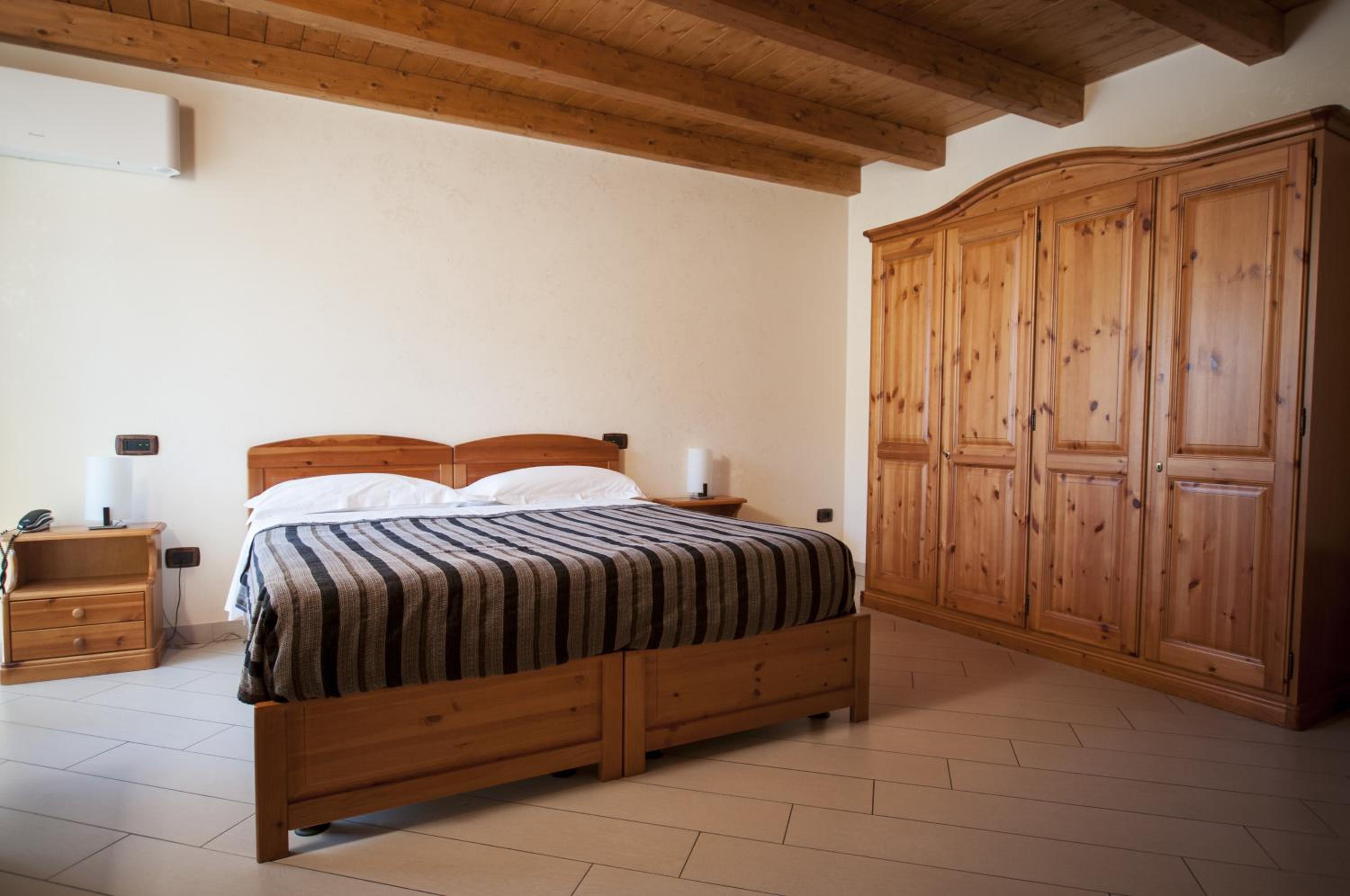 Triple Room - Photo 1