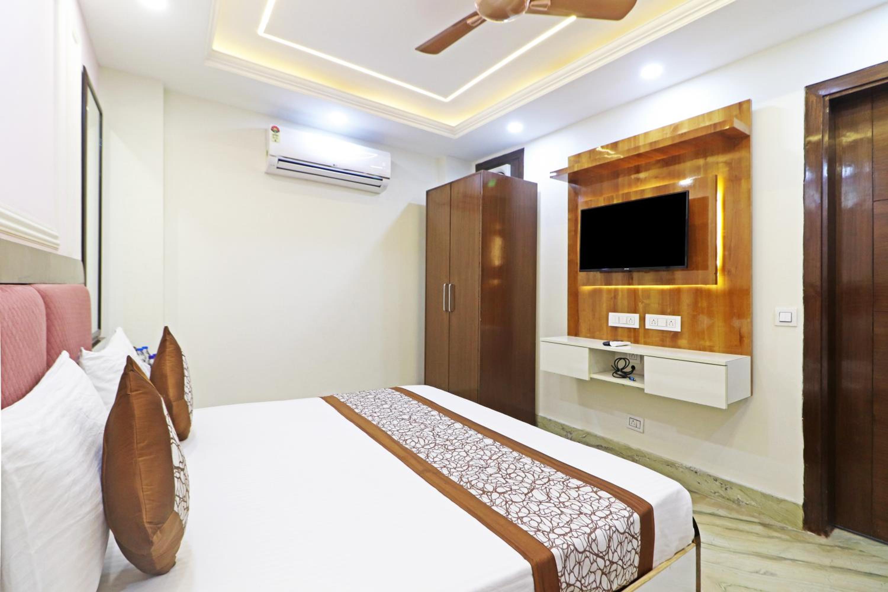 Economy Double Room photo 1