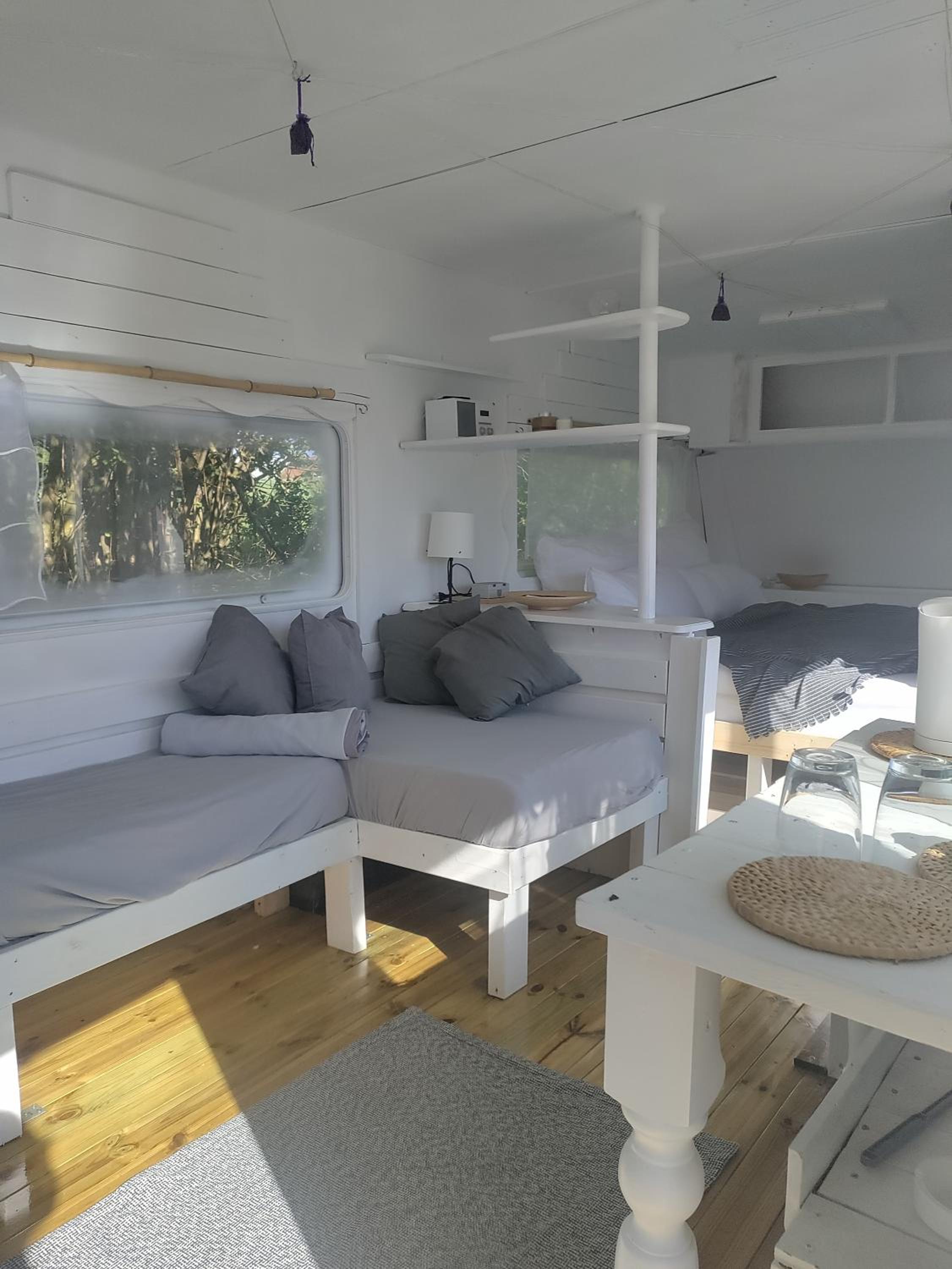 One-Bedroom House photo 1