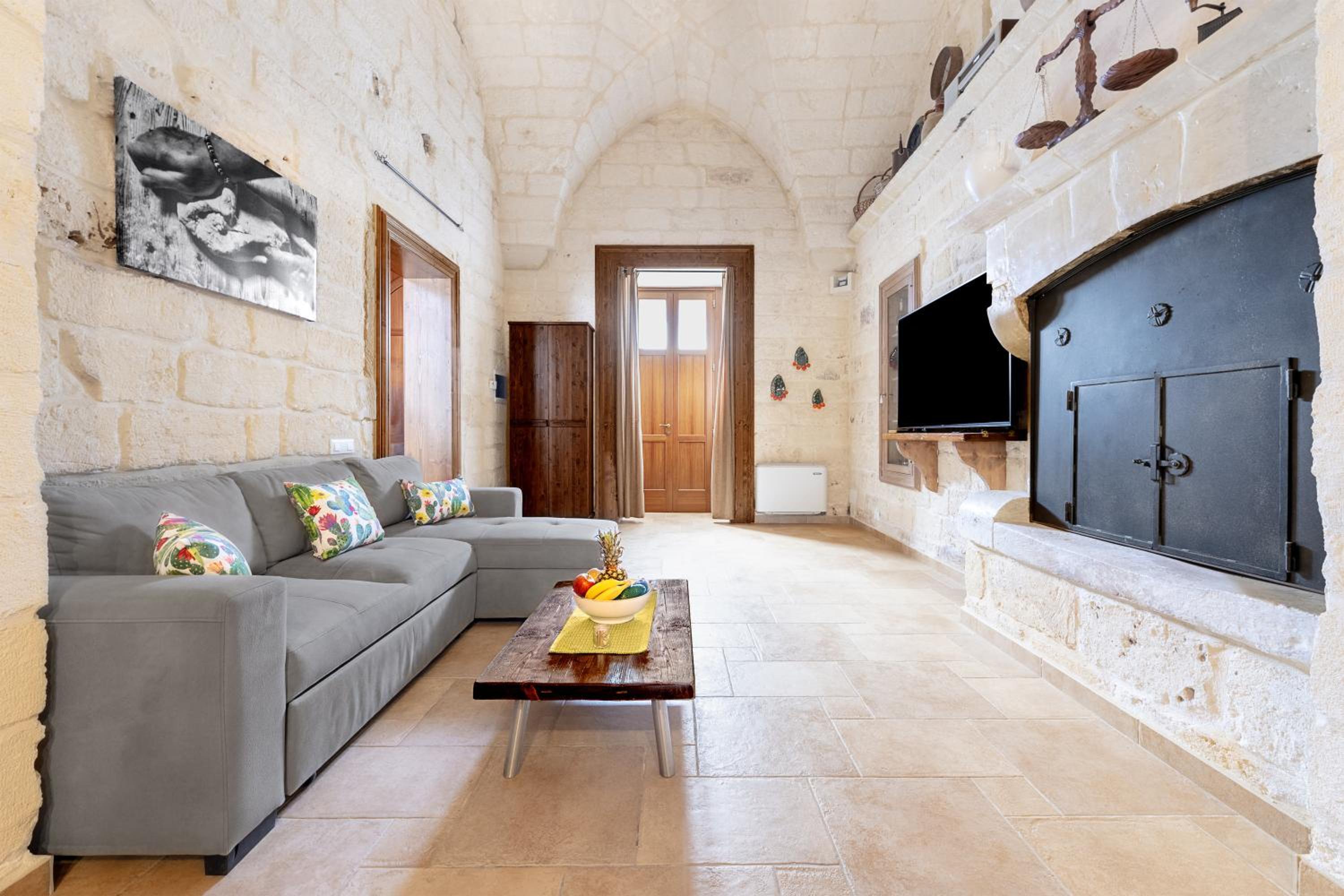 One-Bedroom Apartment with Garden View