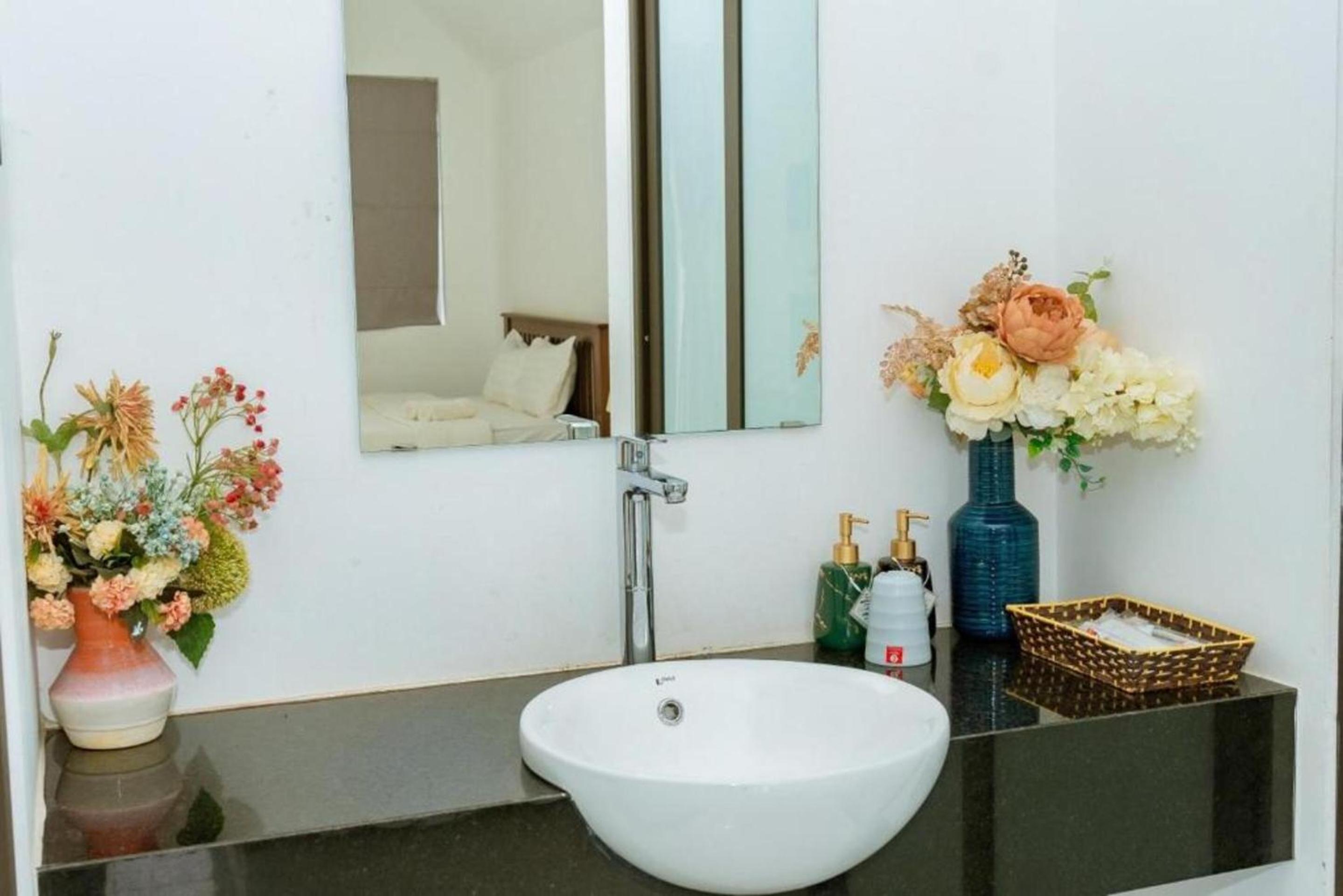 Three-Bedroom Villa photo 2