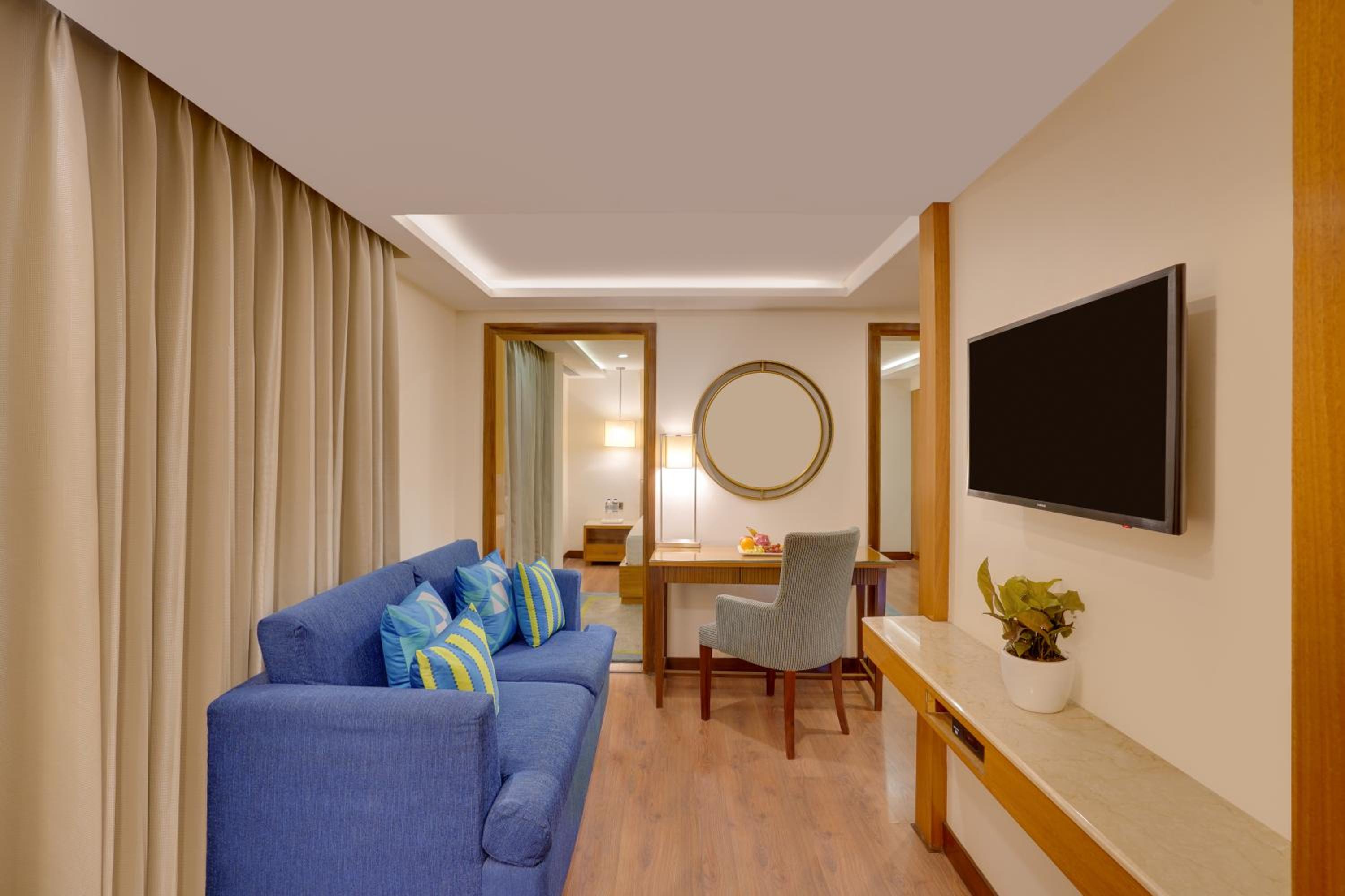 Deluxe Suite