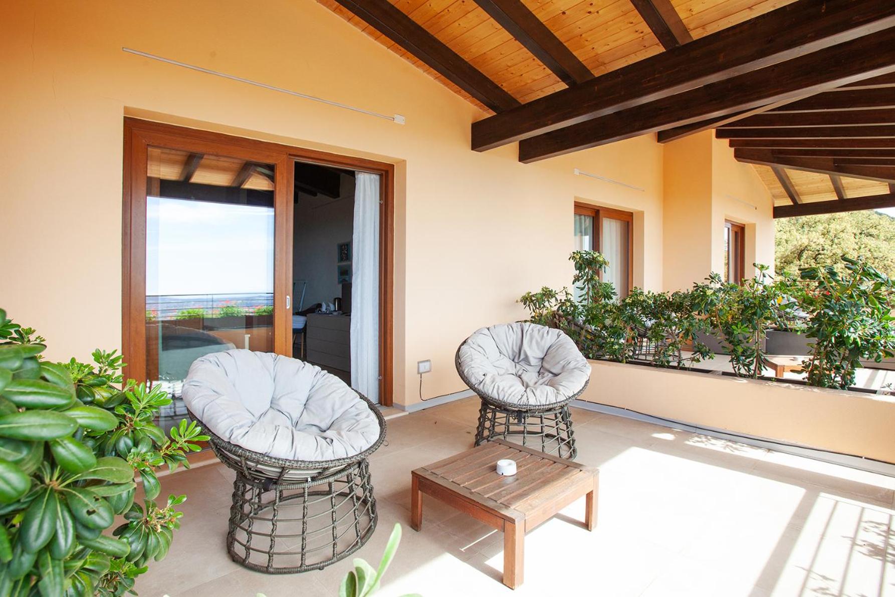 Deluxe Double Room with Sea View photo 2