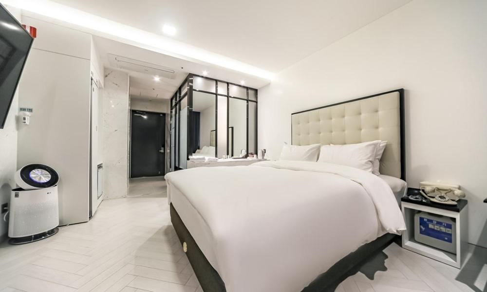 Superior Double Room - Photo 4