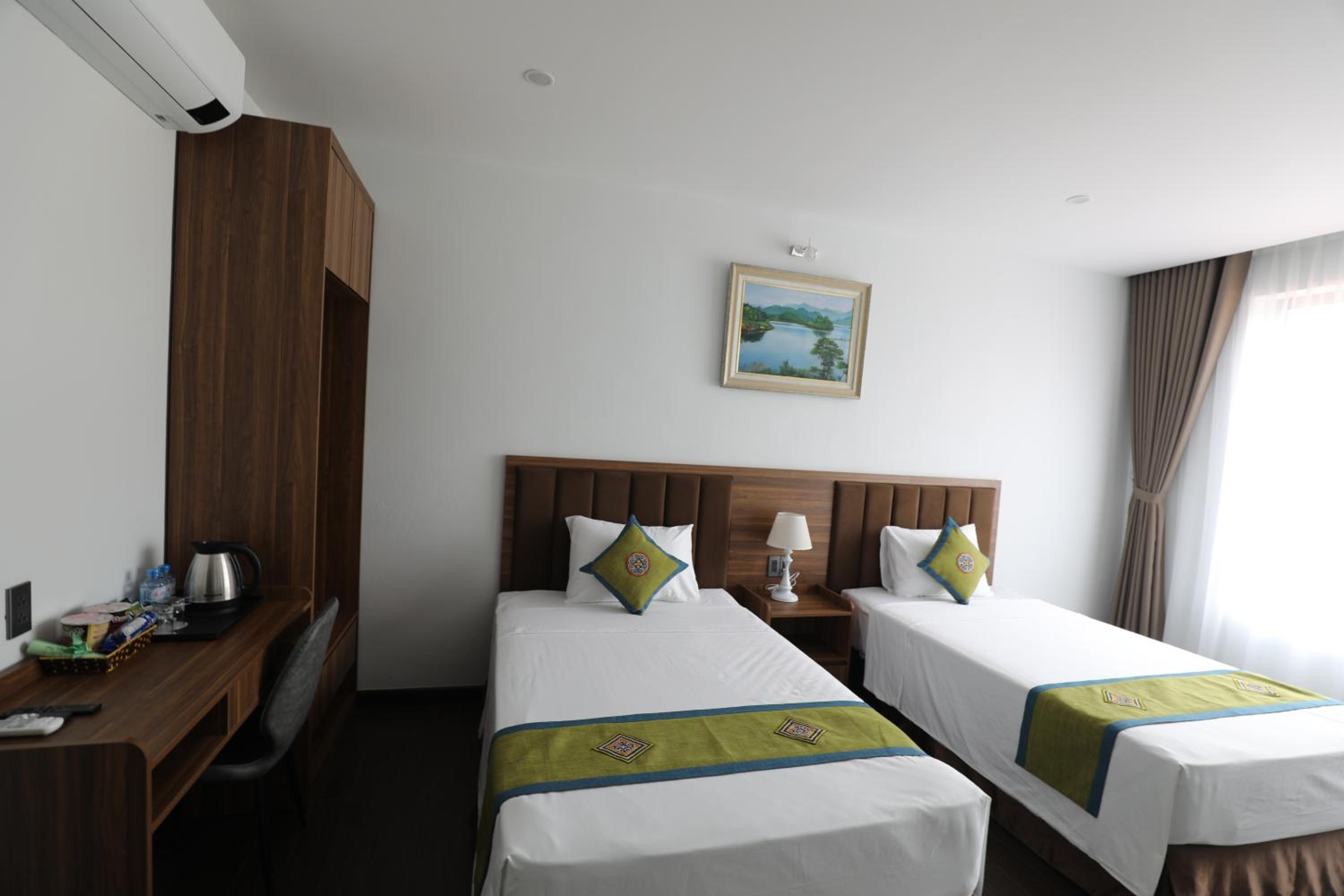 Superior Double or Twin Room photo 2