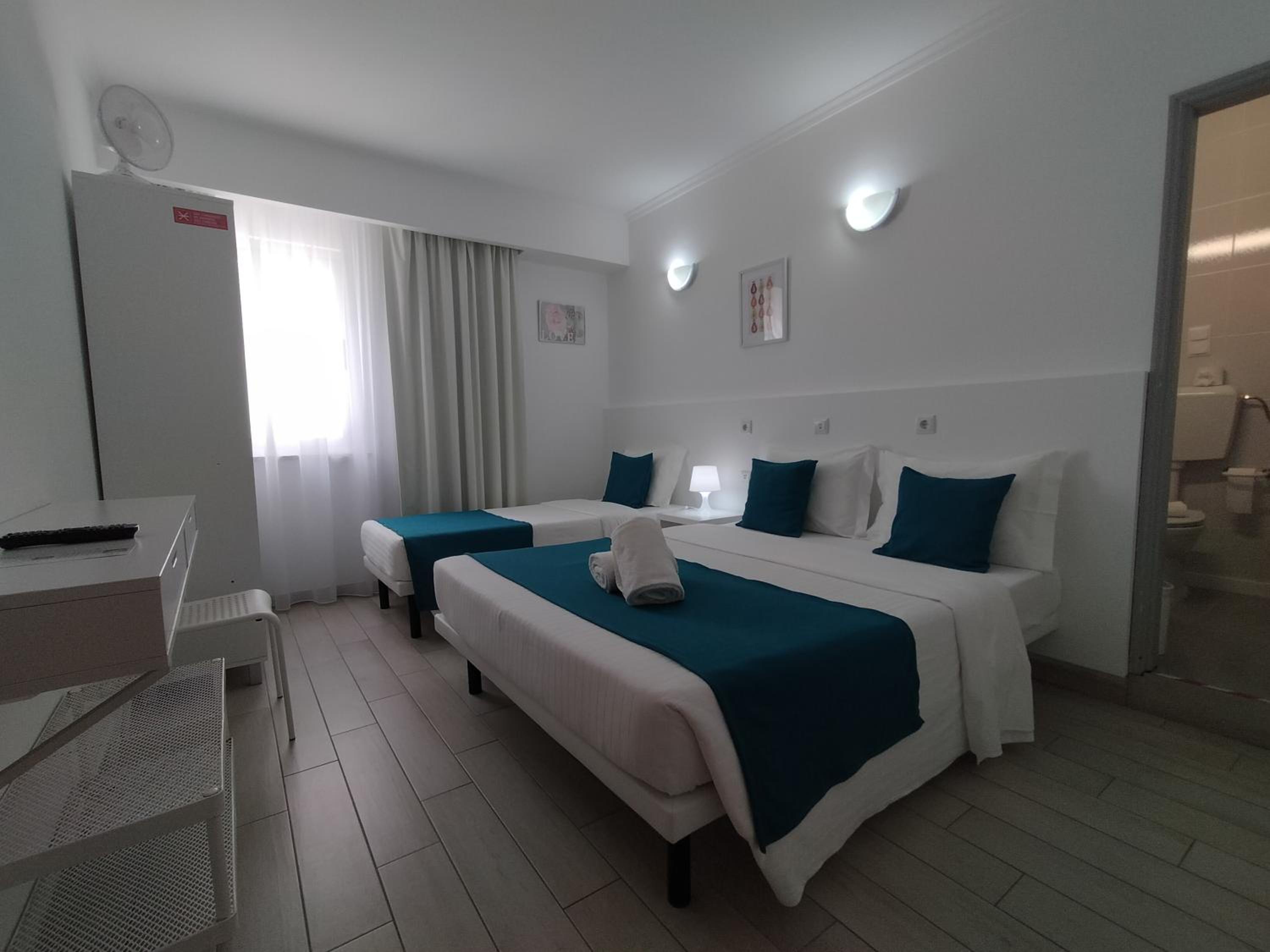 Triple Room with Interior View photo 1