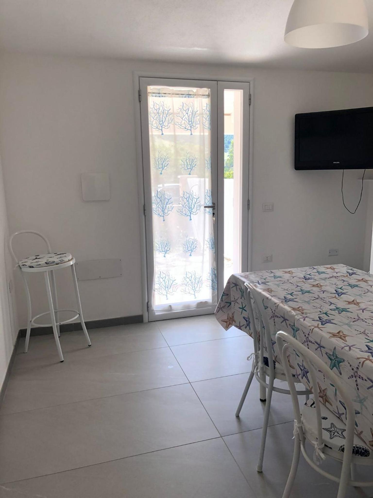 One-Bedroom House photo 2
