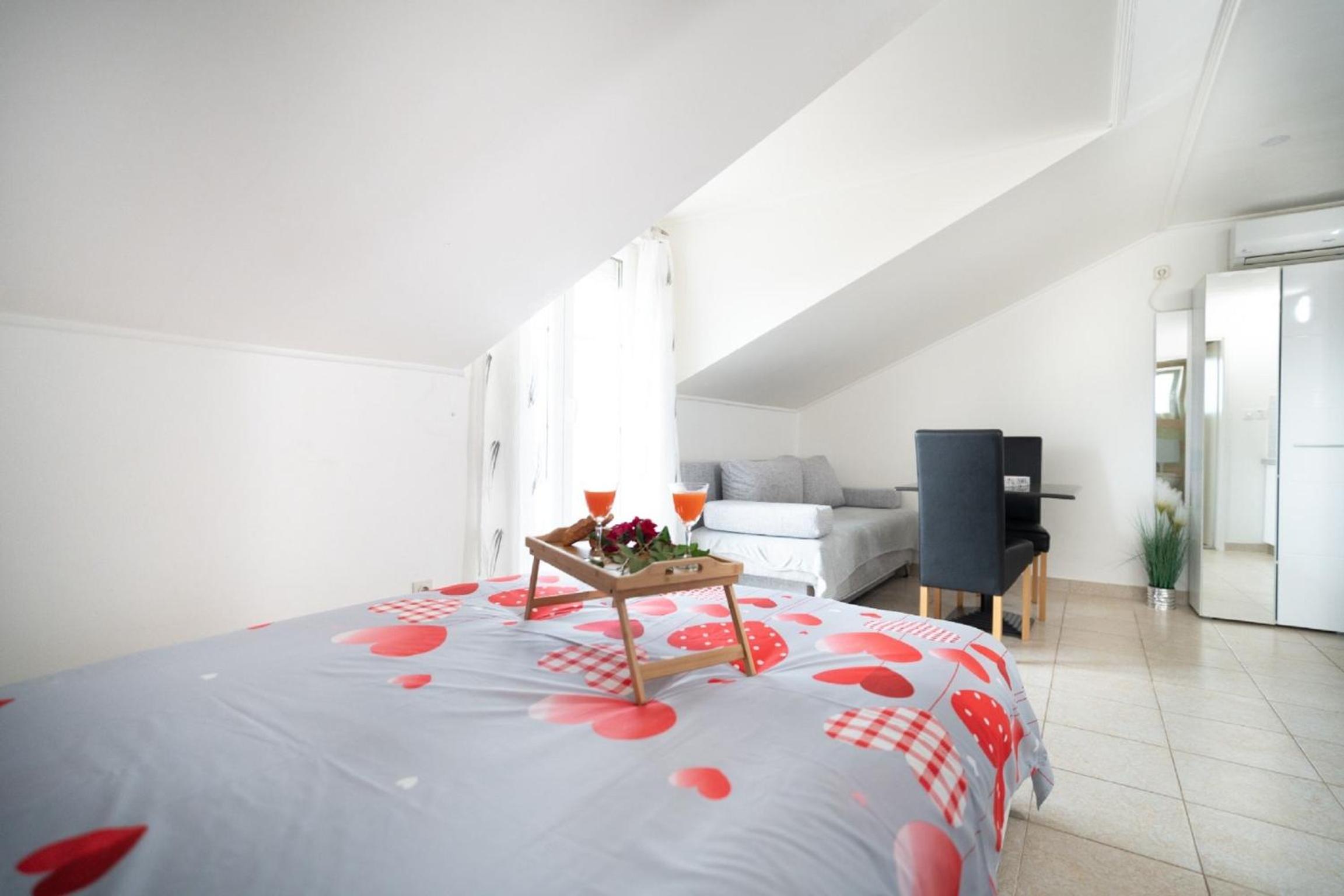 Studio Apartment with Sea View photo 1