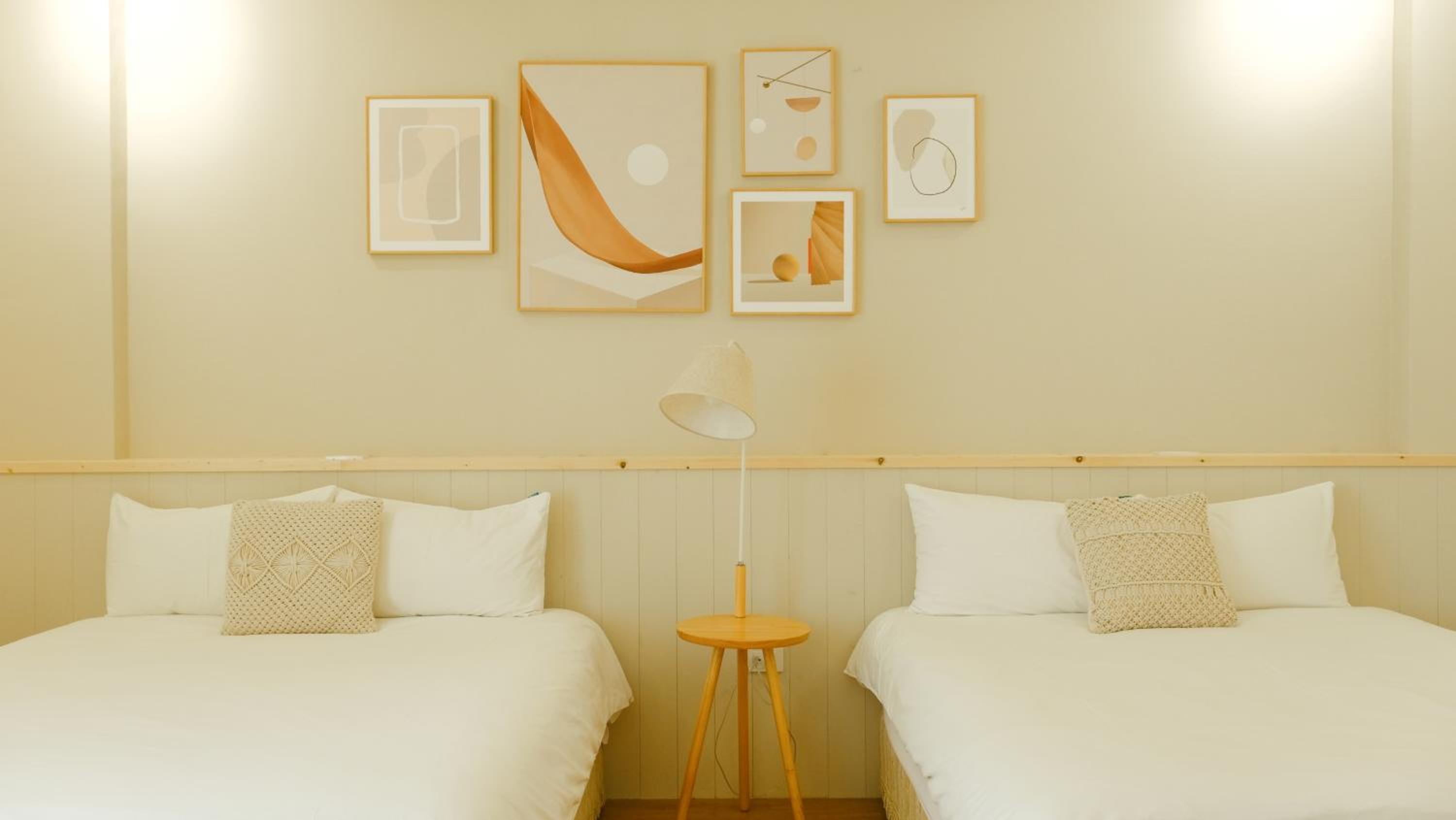 Deluxe Quadruple Room with Balcony photo 3