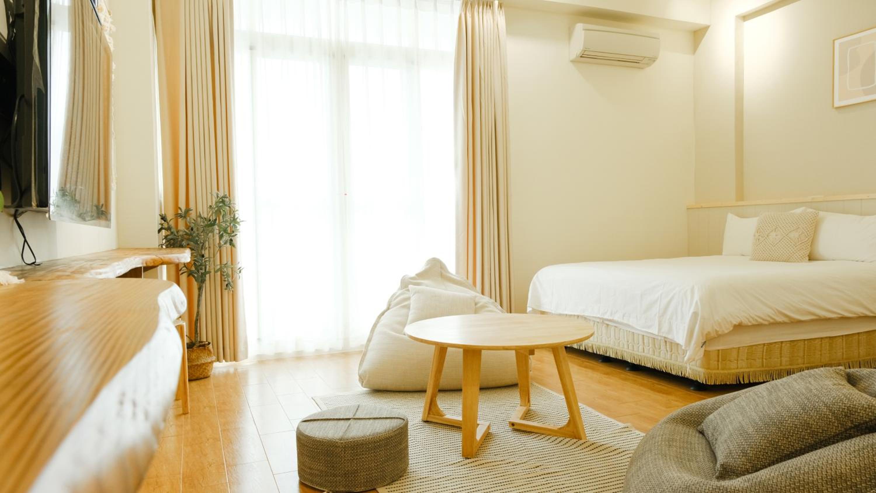Deluxe Quadruple Room with Balcony photo 1