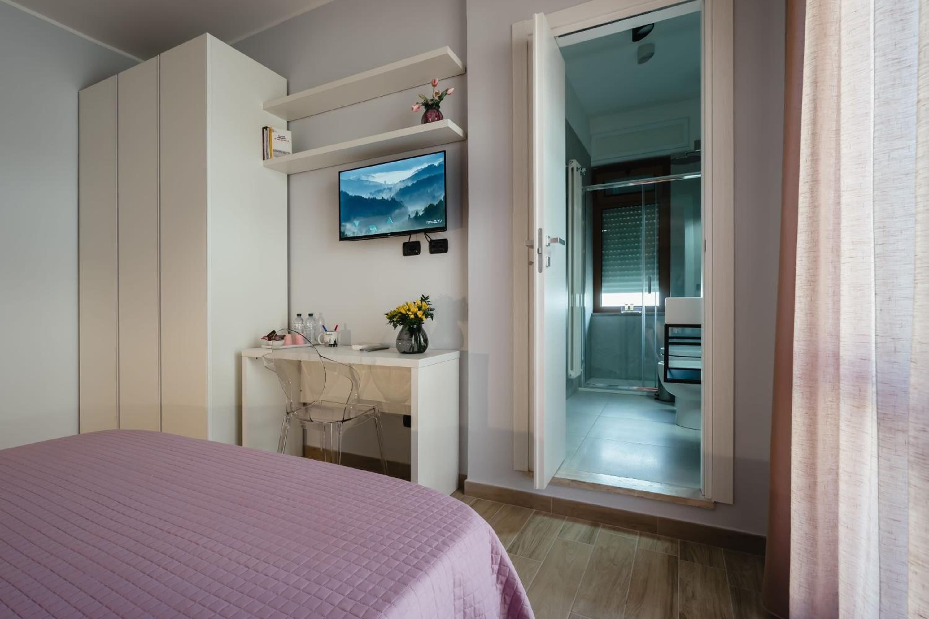 Double Room photo 3