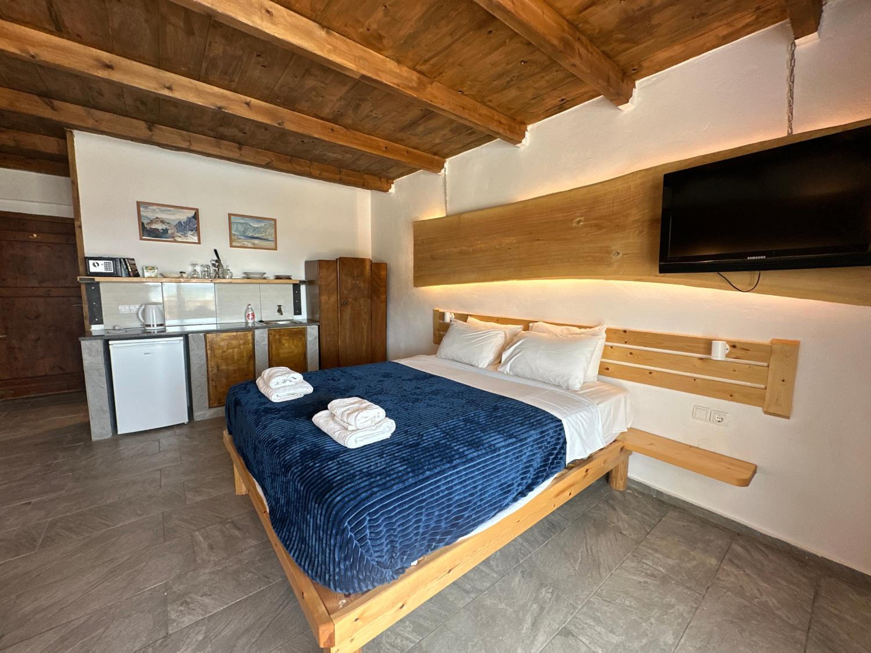 Junior Suite with Balcony