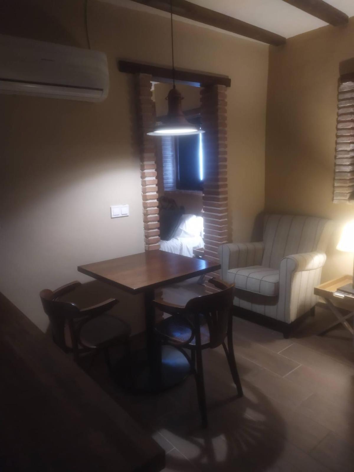 Habitación Triple con Baño Privado