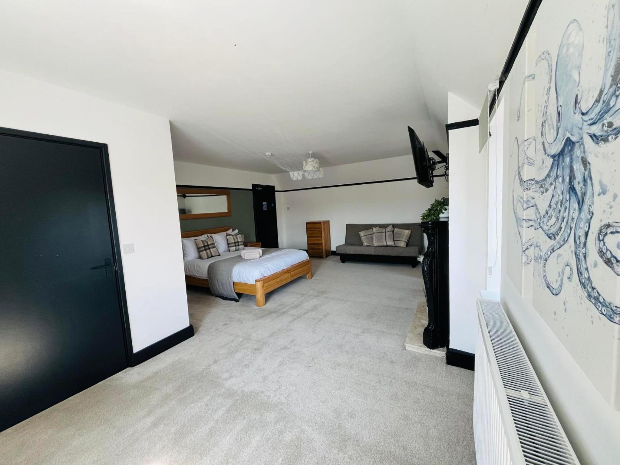 Superior King Room photo 3