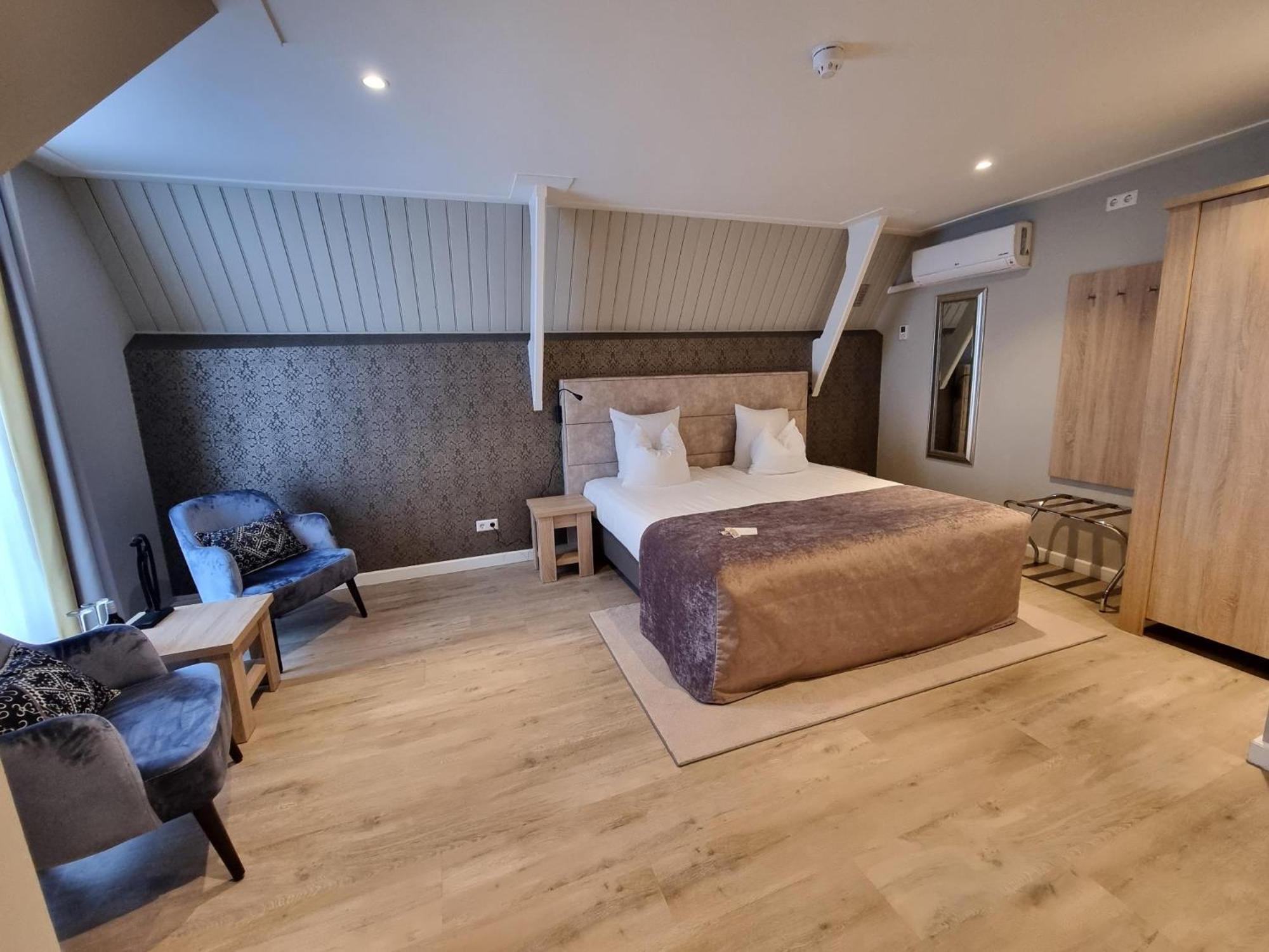 Deluxe Double Room - Photo 1
