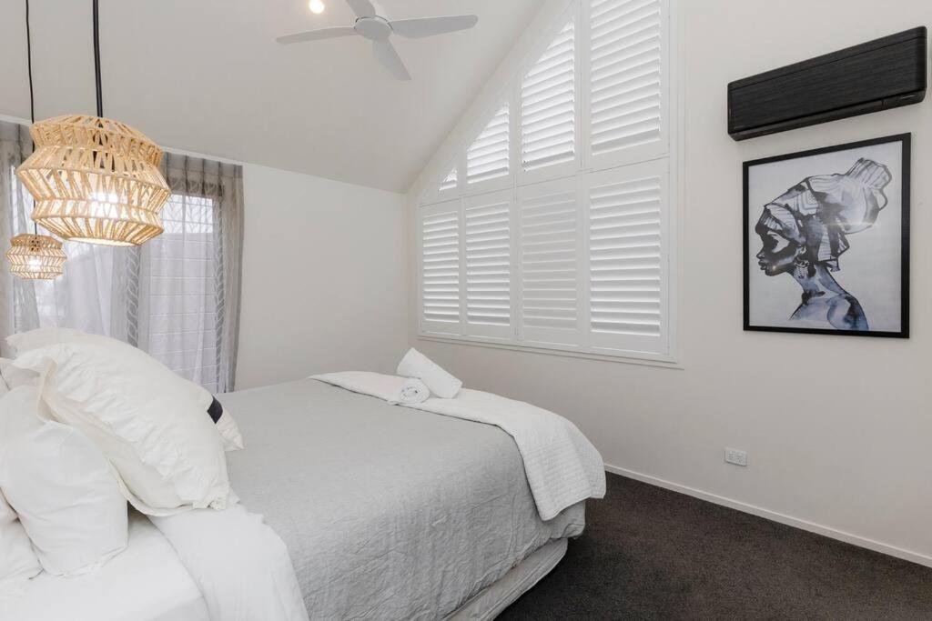 Three-Bedroom House photo 1