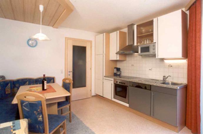 Apartment with Shower photo 3