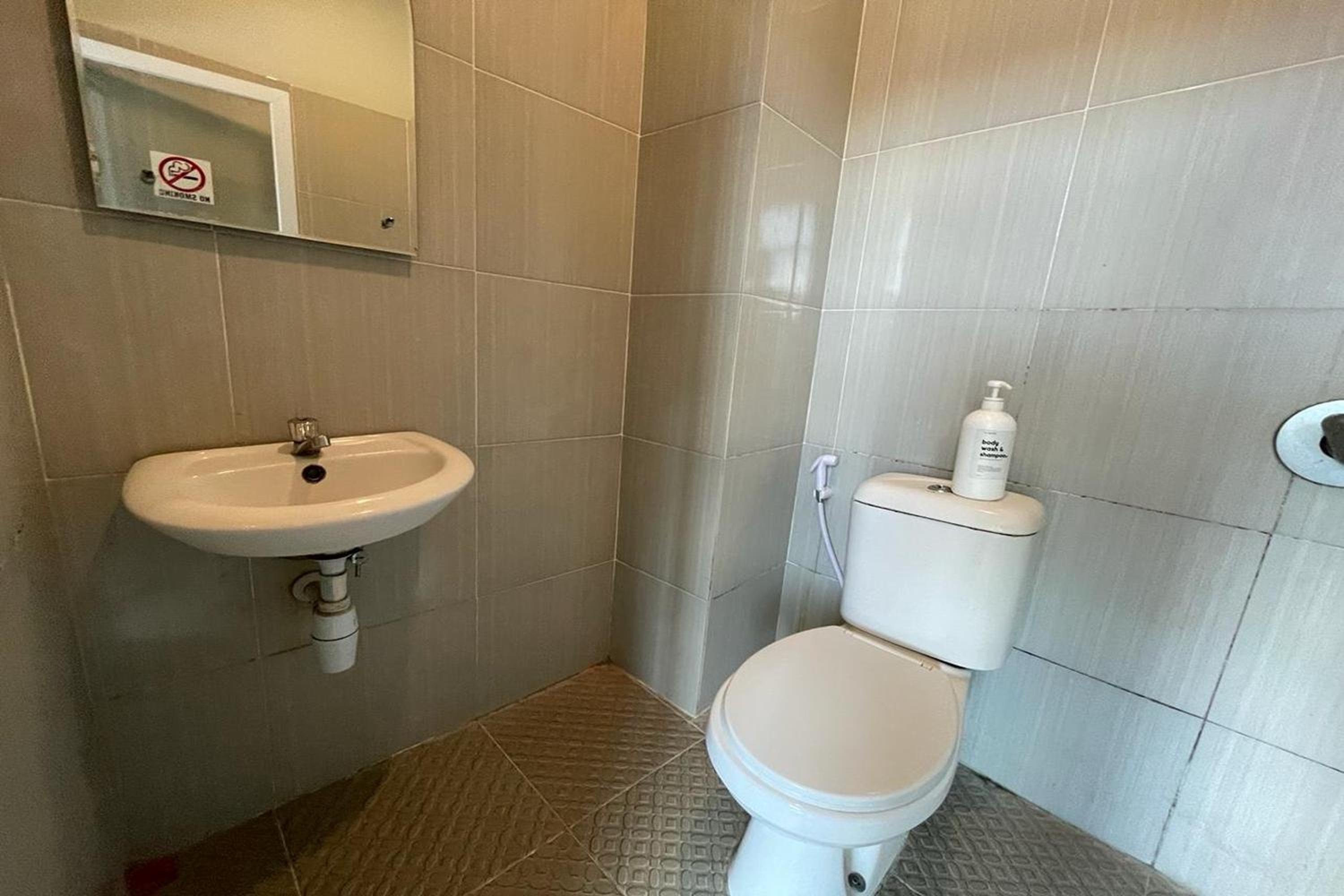 Standard Double Room - Photo 2