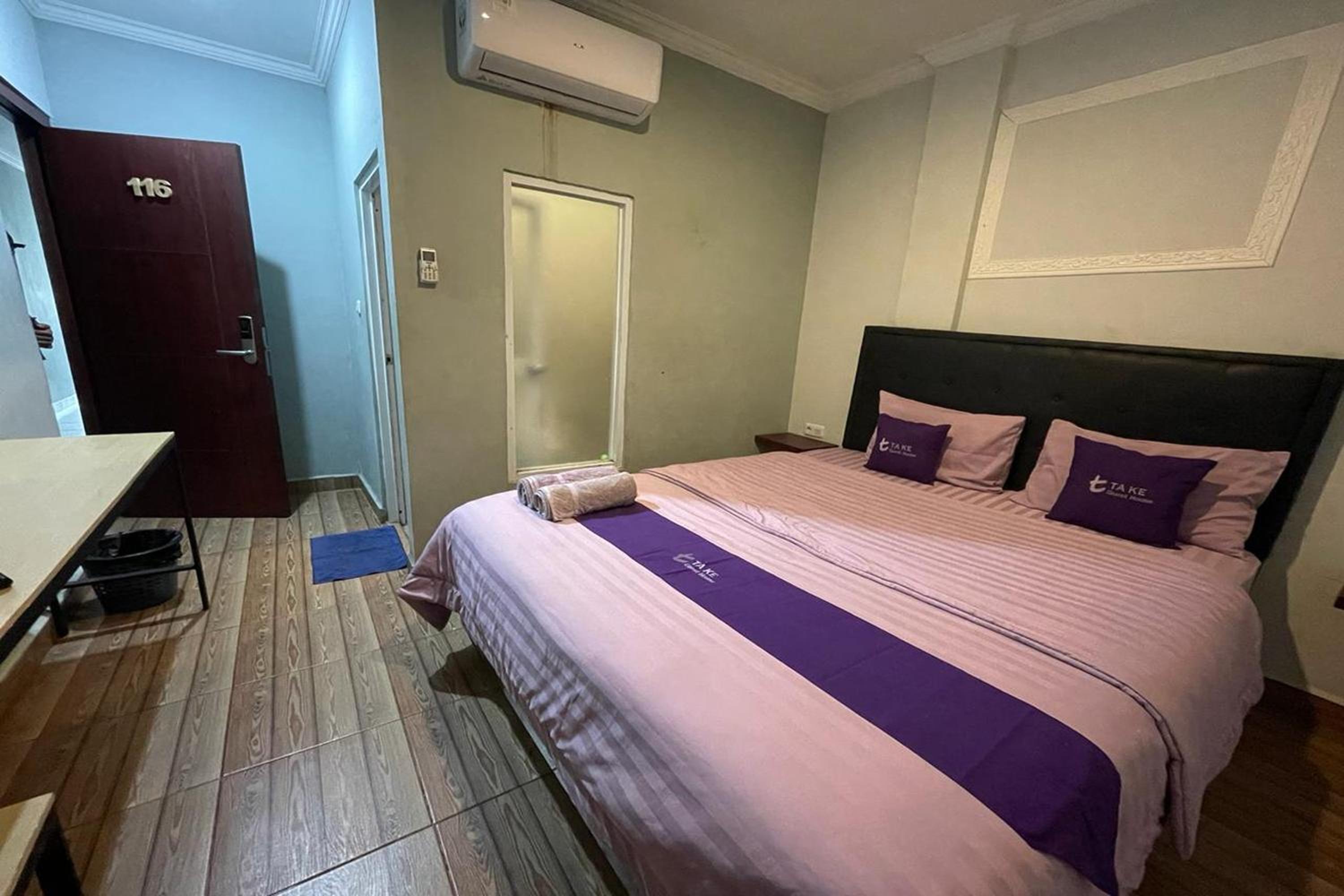 Standard Double Room - Photo 3