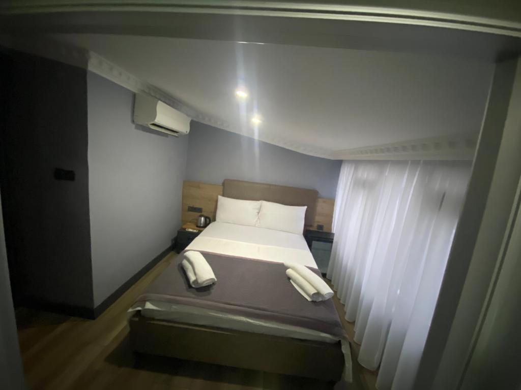 Double or Twin Room photo 2