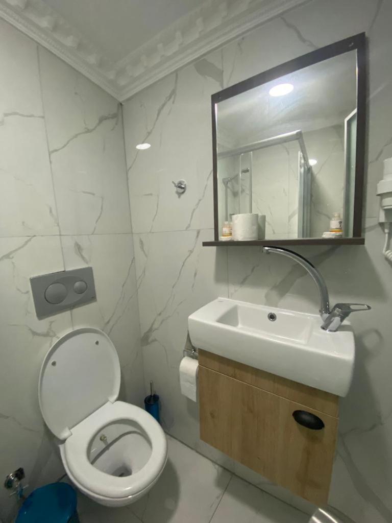 Single Room photo 2