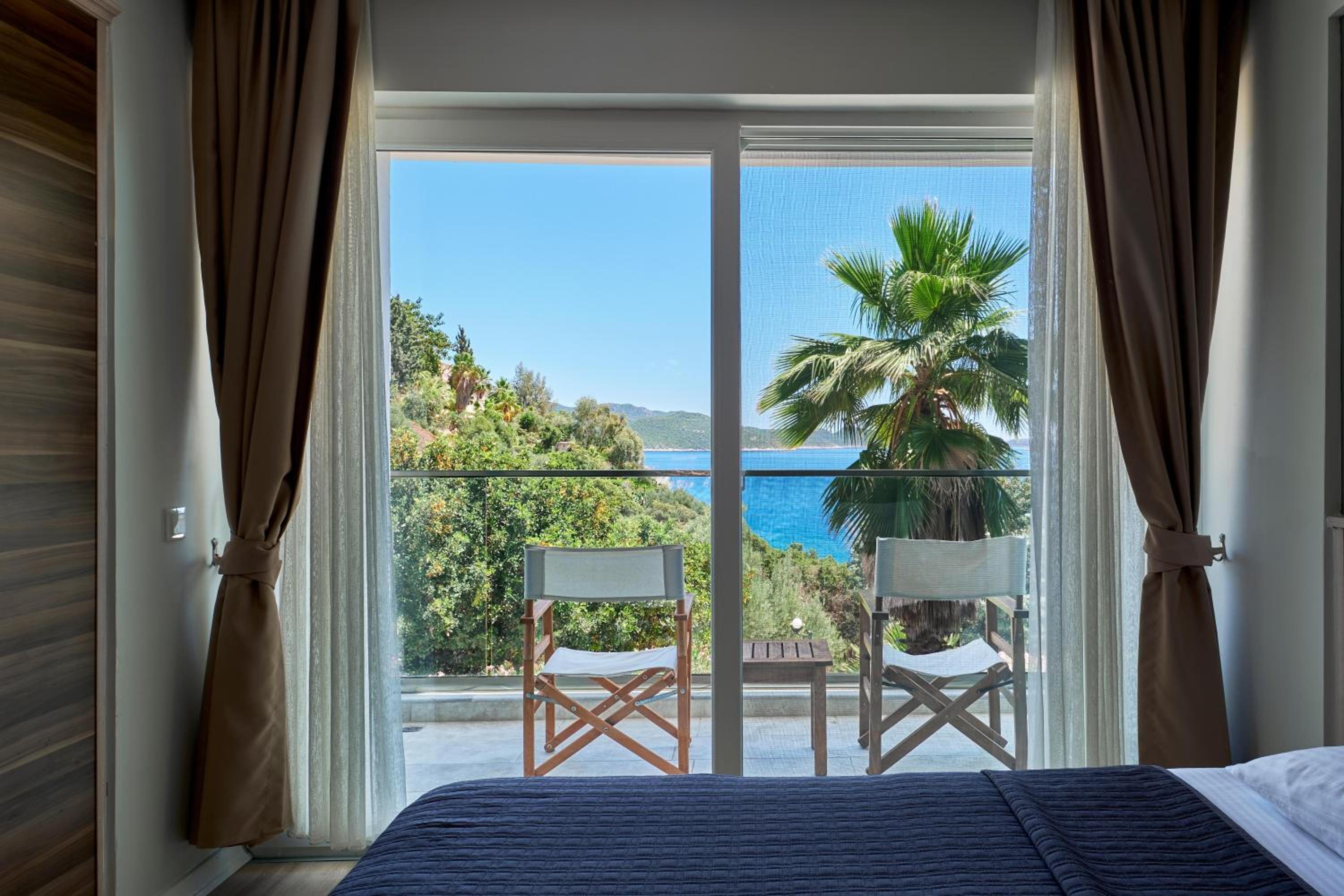 Standard Double Room with Sea View - Photo 31