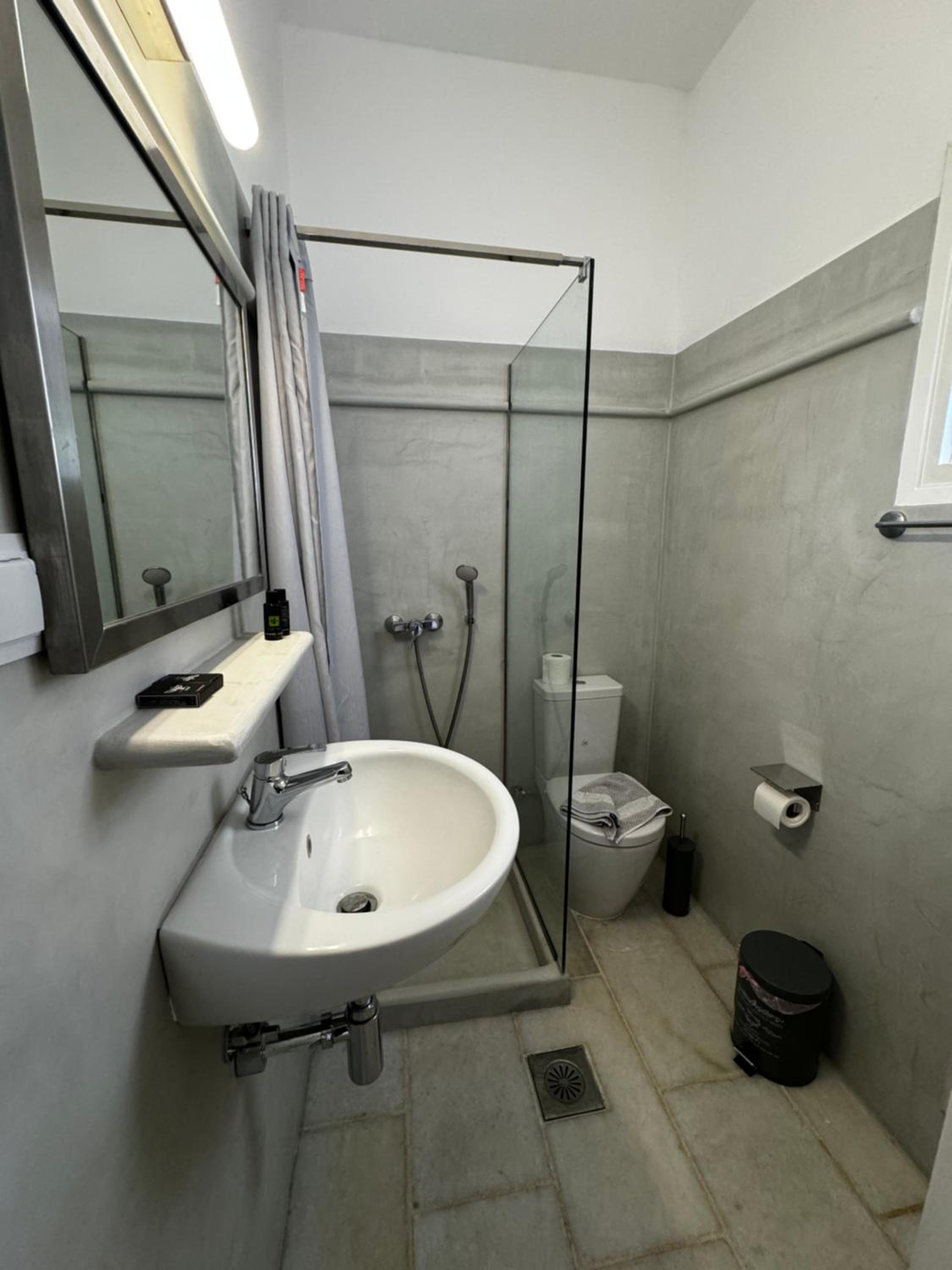 Double Room - Photo 3