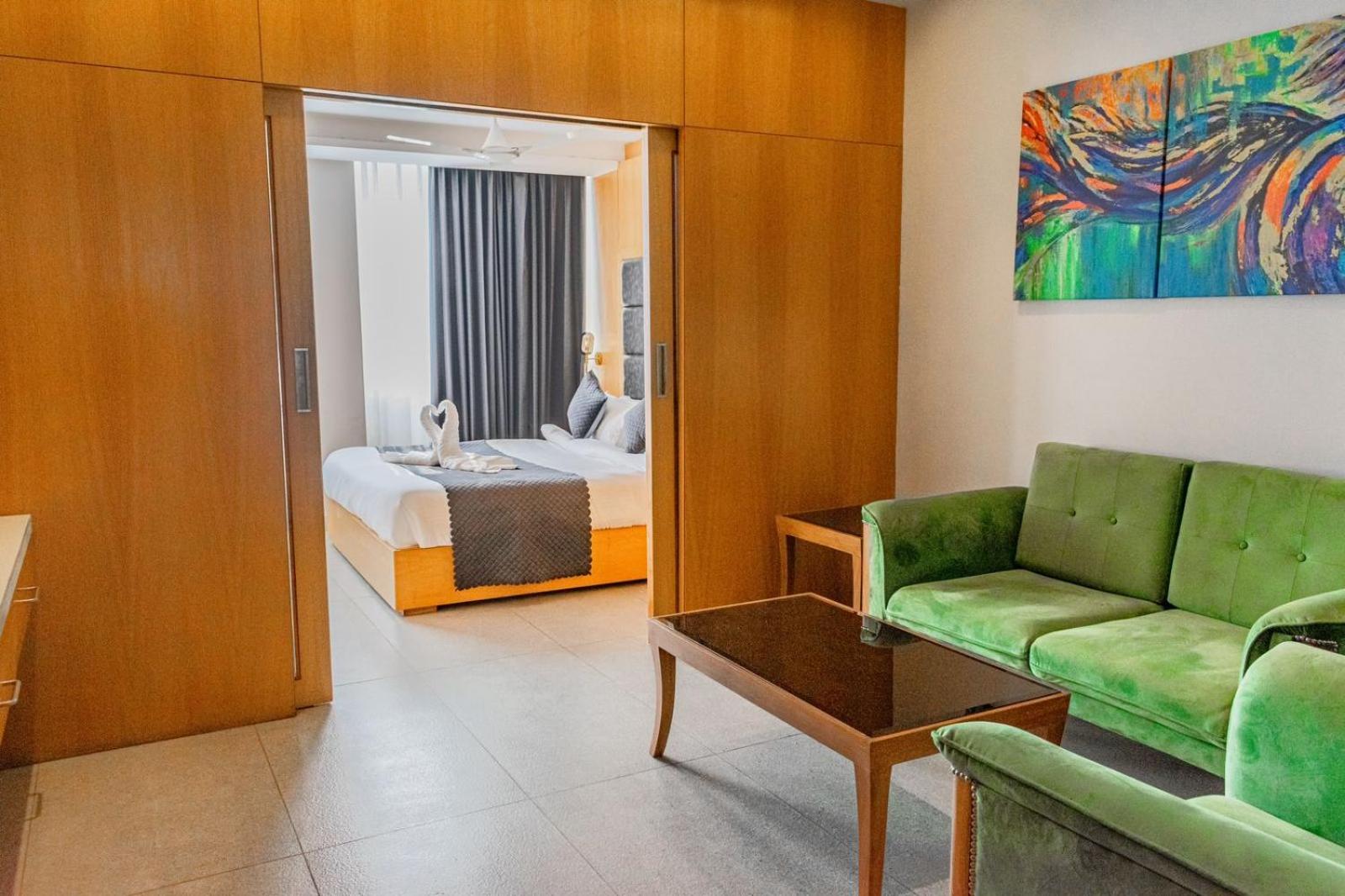 Suite photo 1