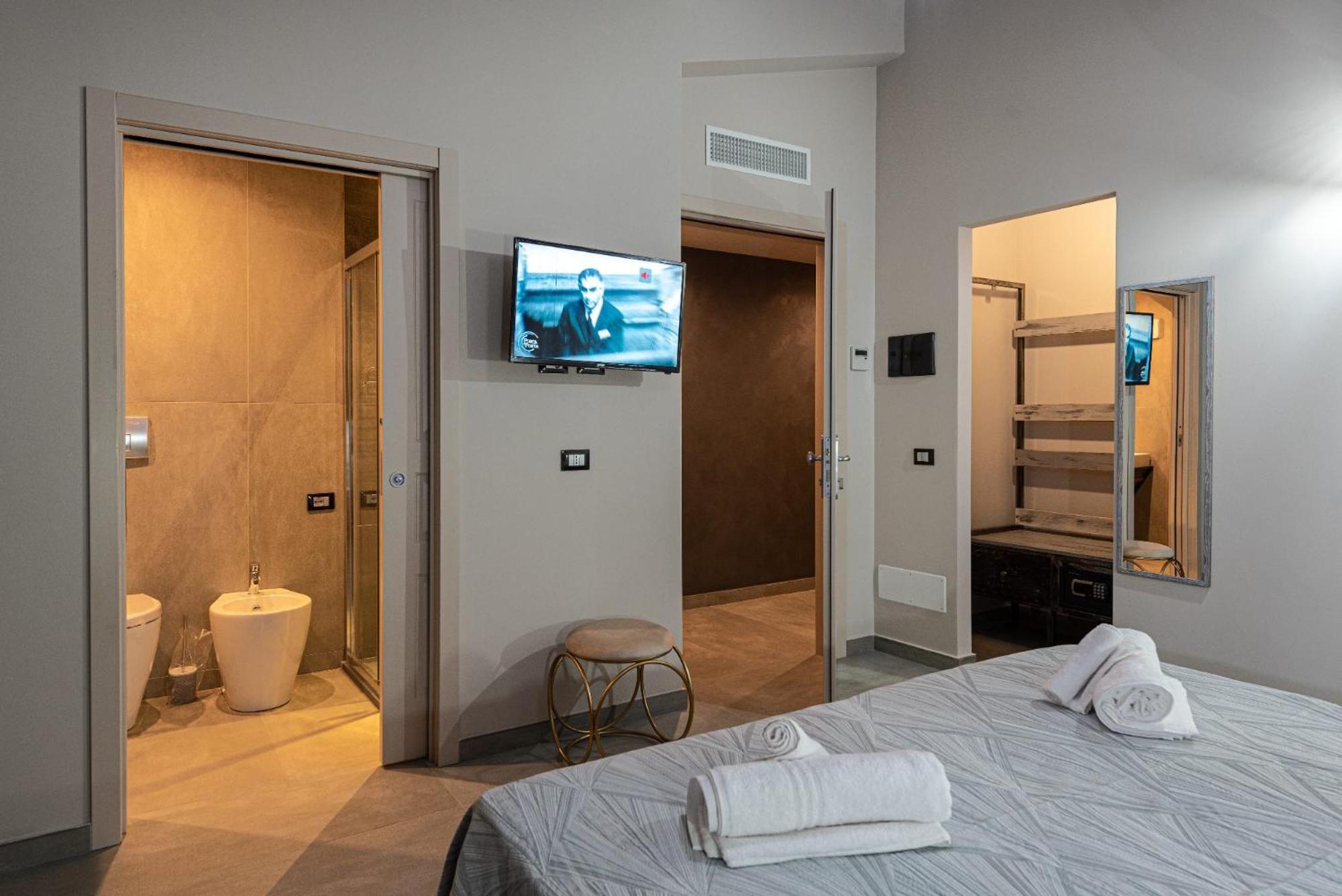 Triple Room with Balcony