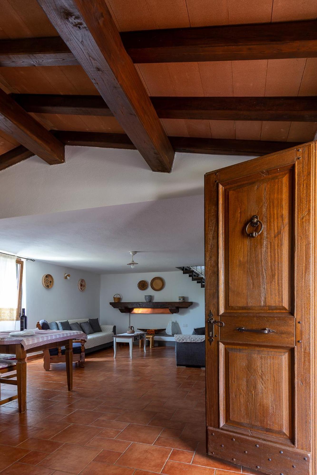 Four-Bedroom House photo 2