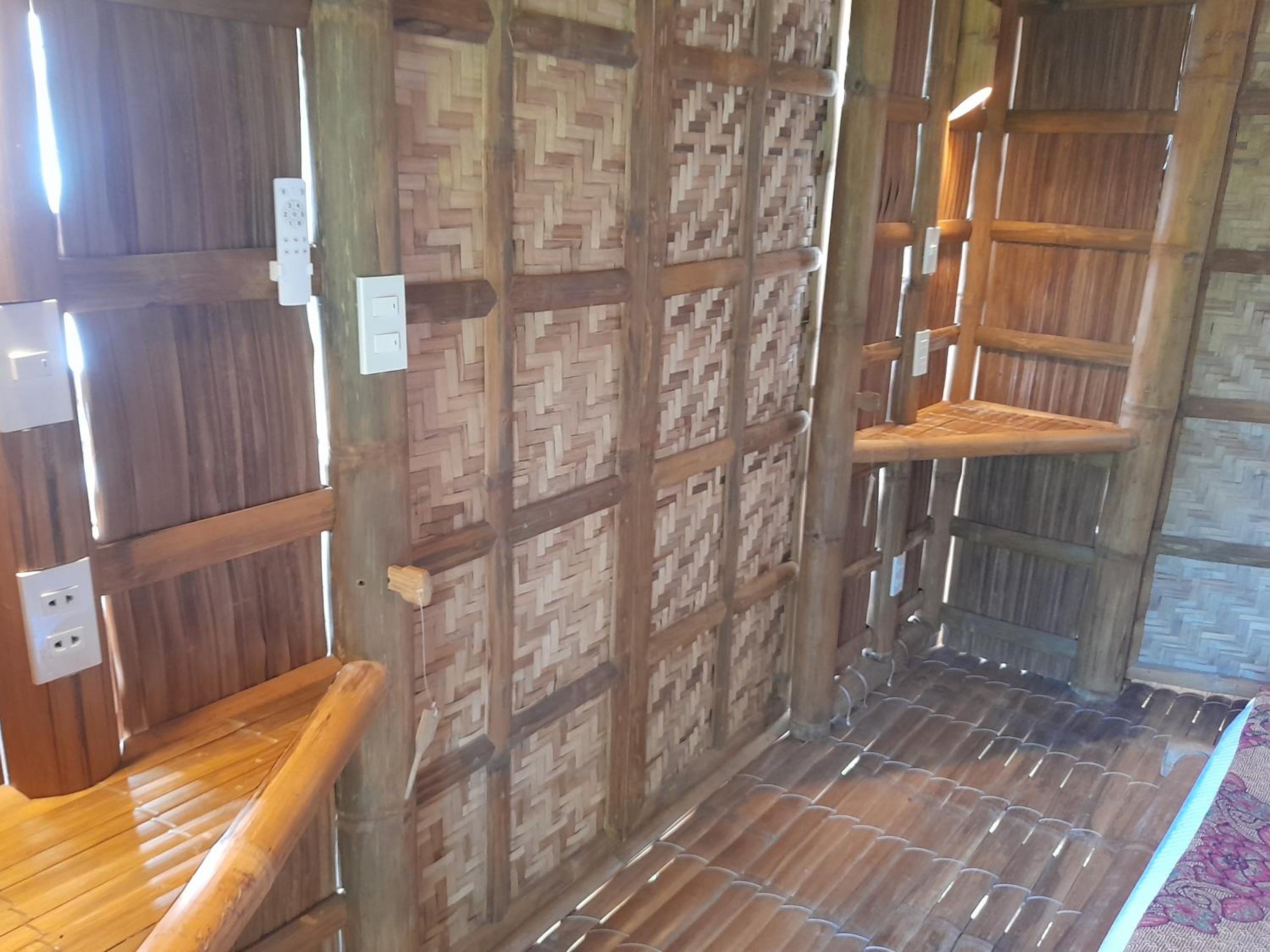 Deluxe Bungalow with Sea View - Photo 5