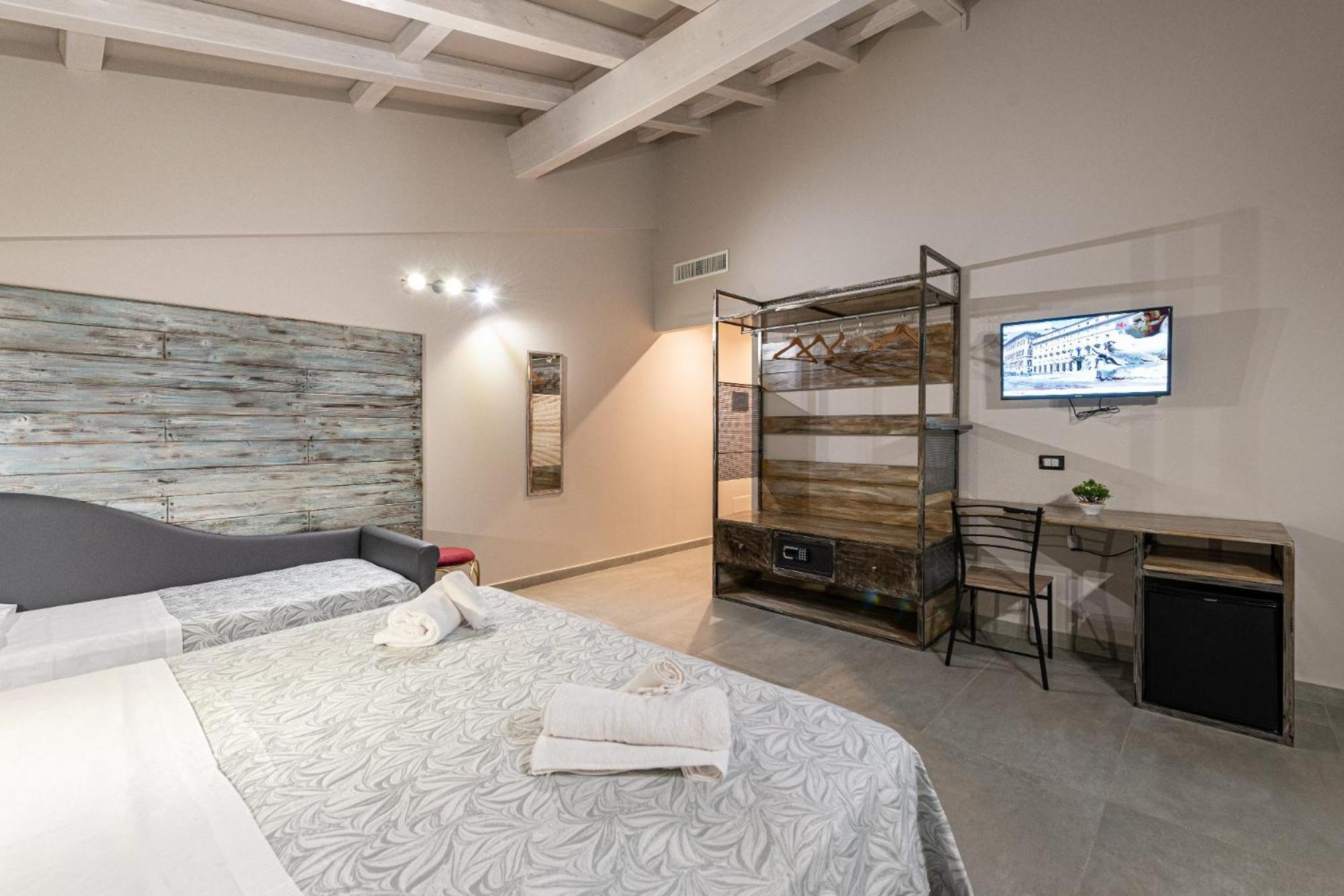 Quadruple Room with Balcony