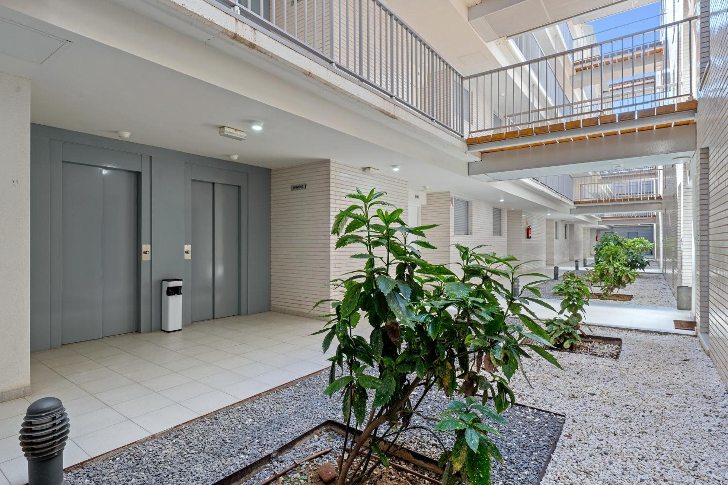 Two-Bedroom Apartment with Terrace photo 2