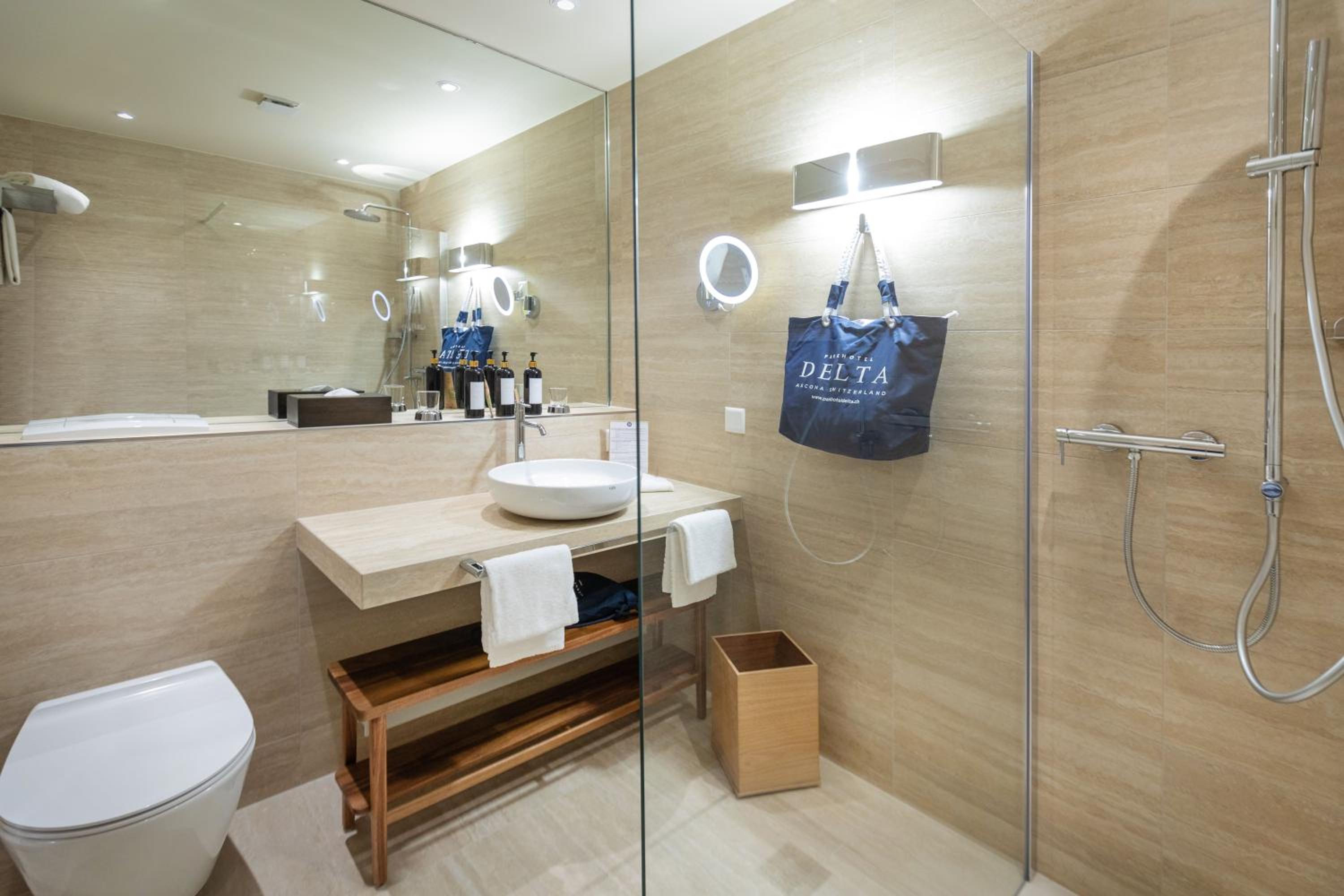 Standard Double Room with Spa Access - Photo 24