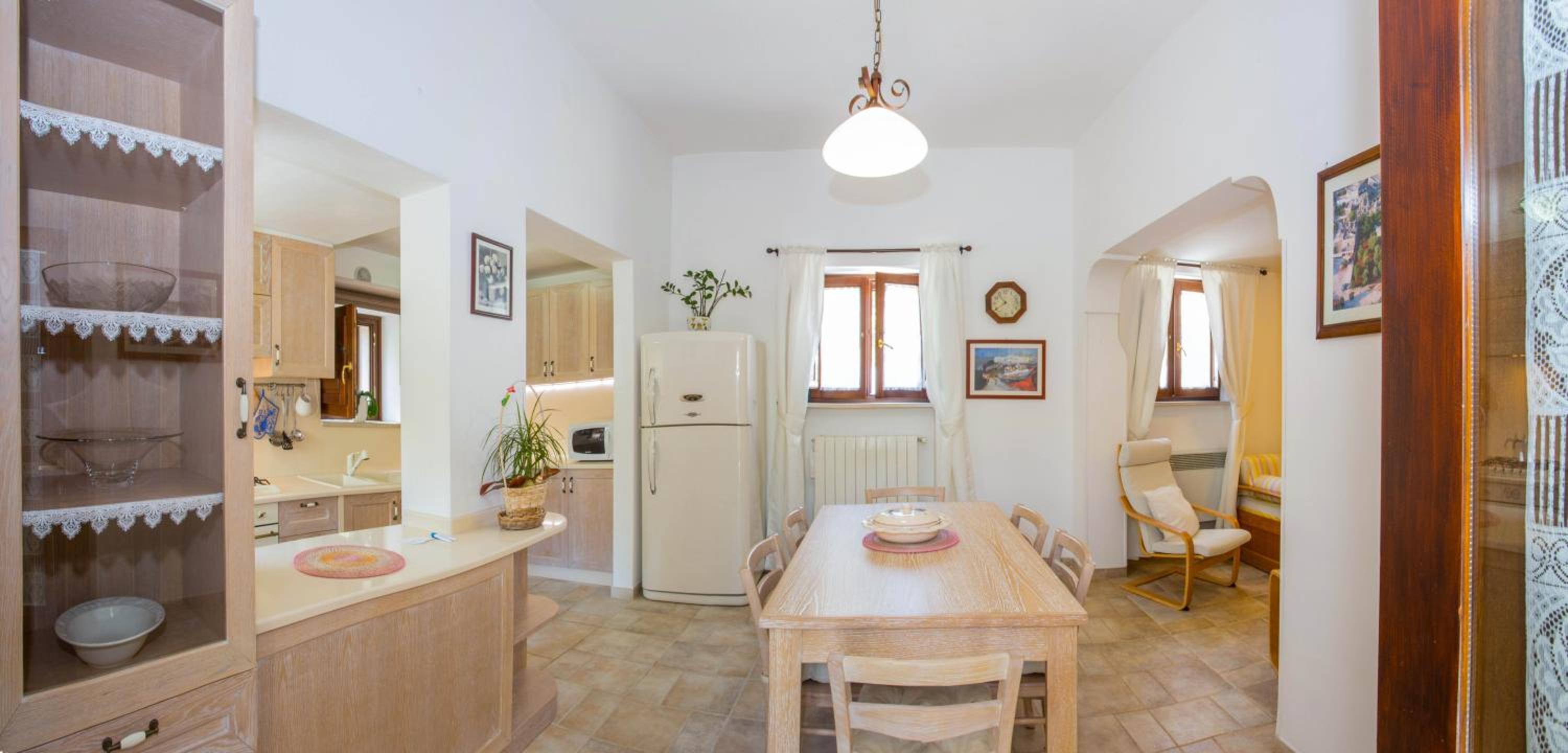 Three-Bedroom Apartment photo 2