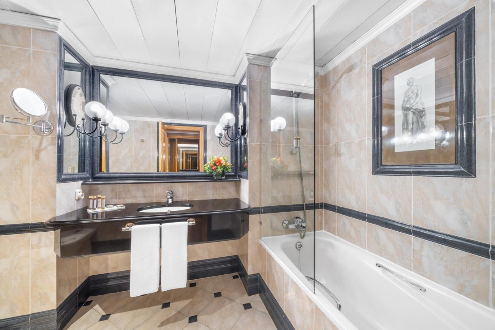 Classic Triple Room
