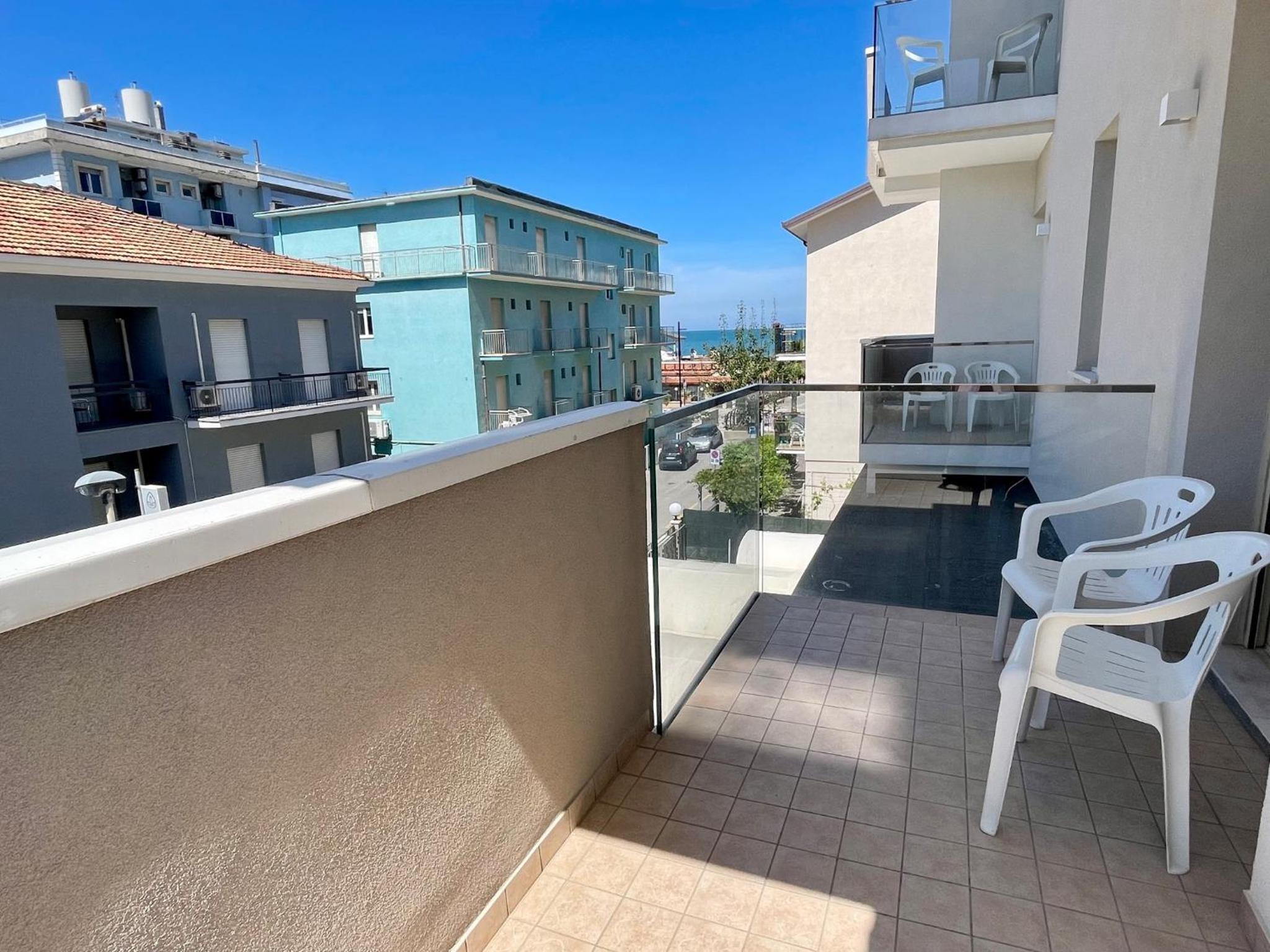 Deluxe Suite with Sea View photo 3