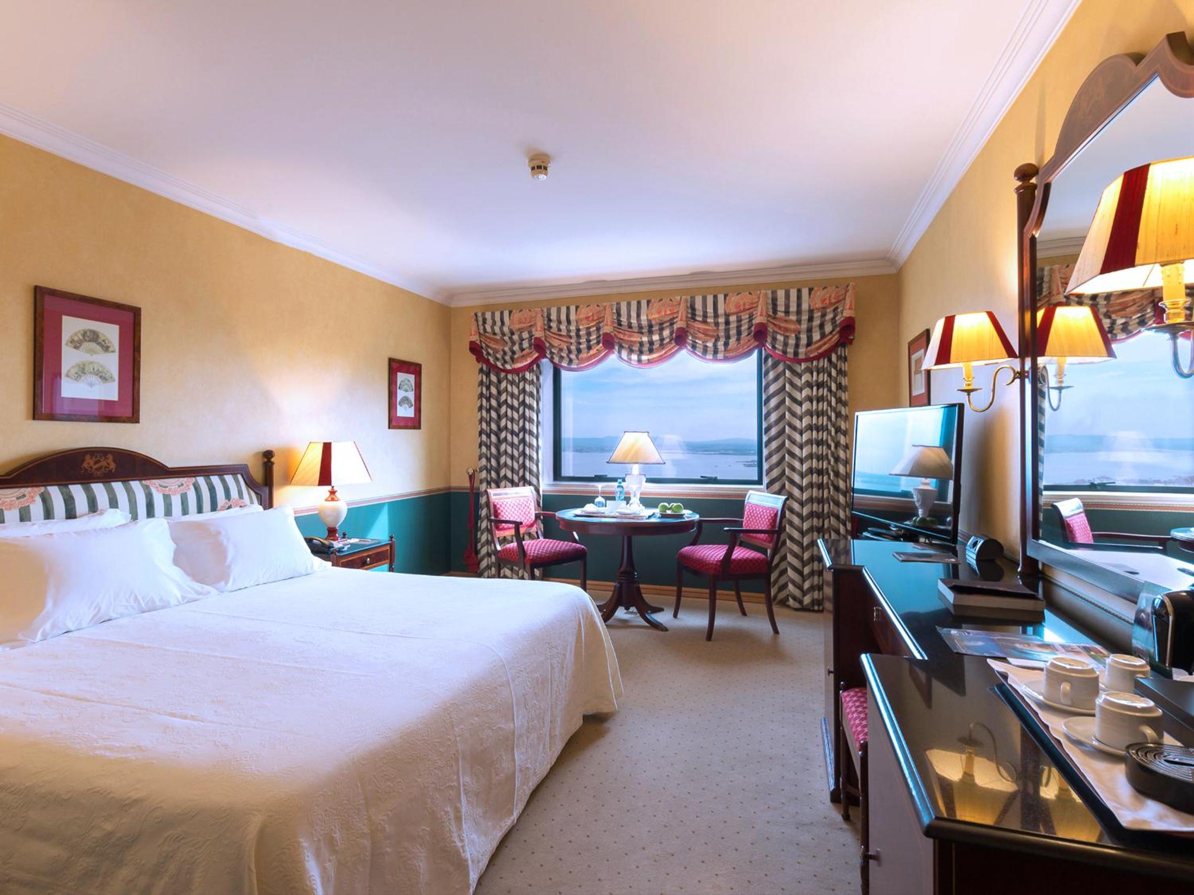 Superior Double Or Twin Room With River View - Photo 4