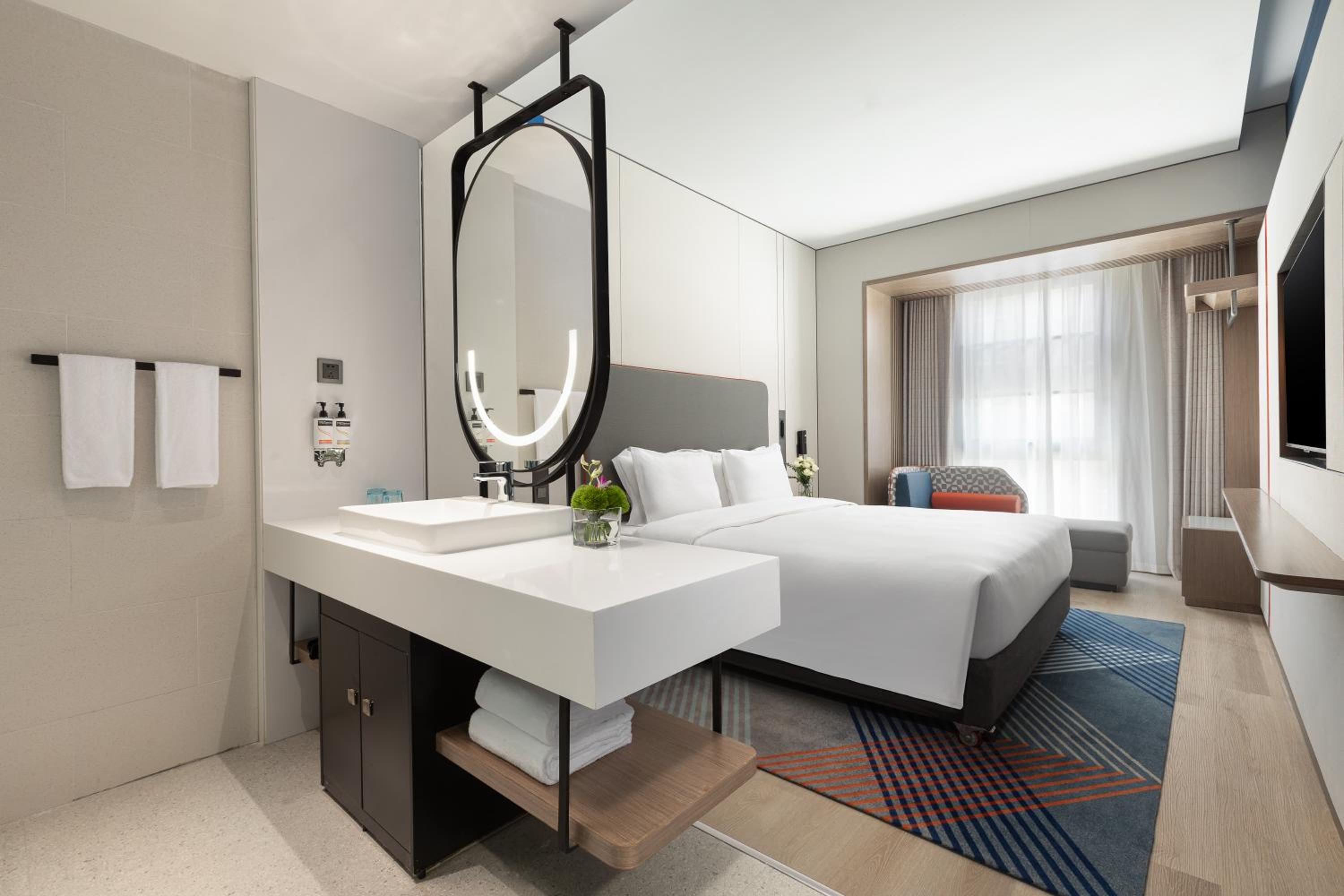 1 King And 1 Double 2 Bedroom Suite