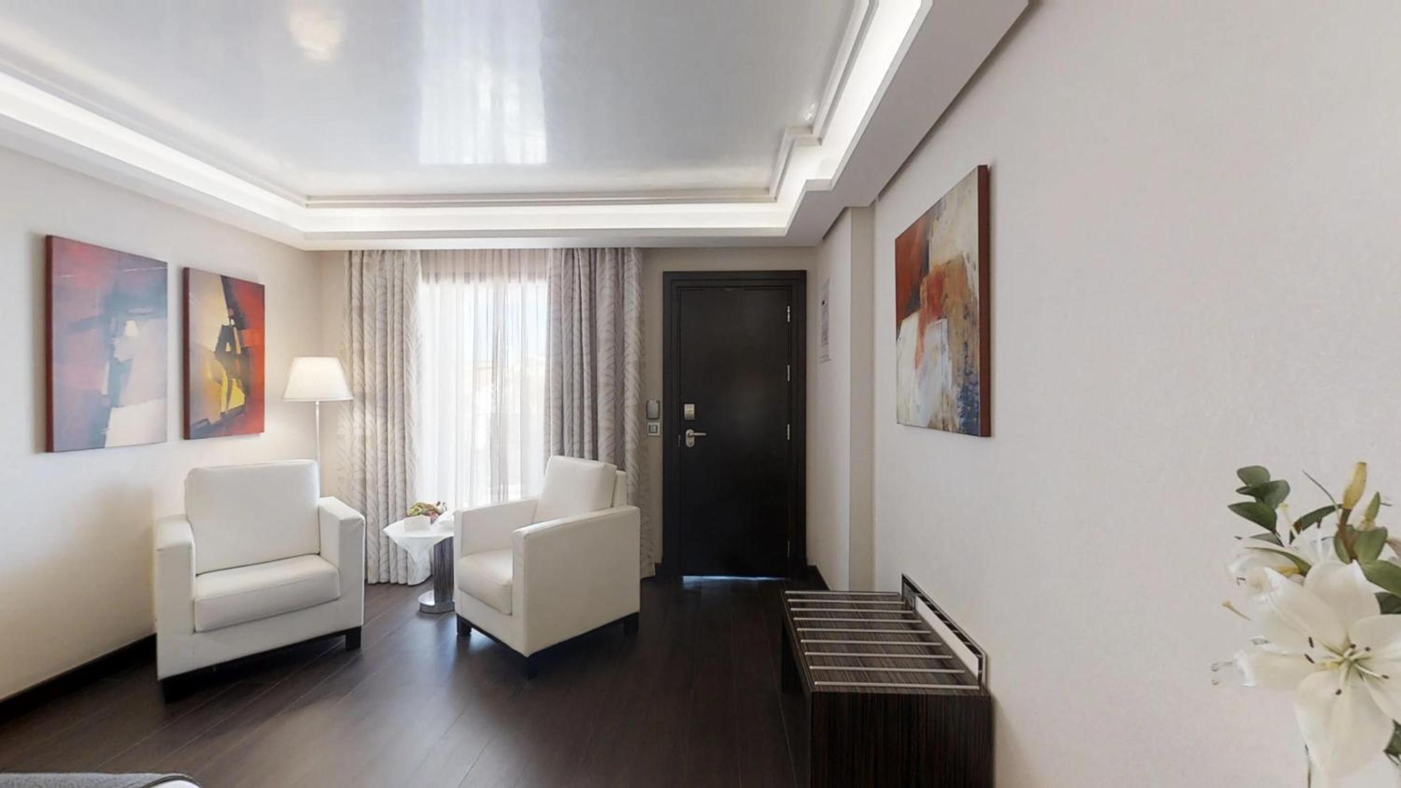 Aleysa room photo 2