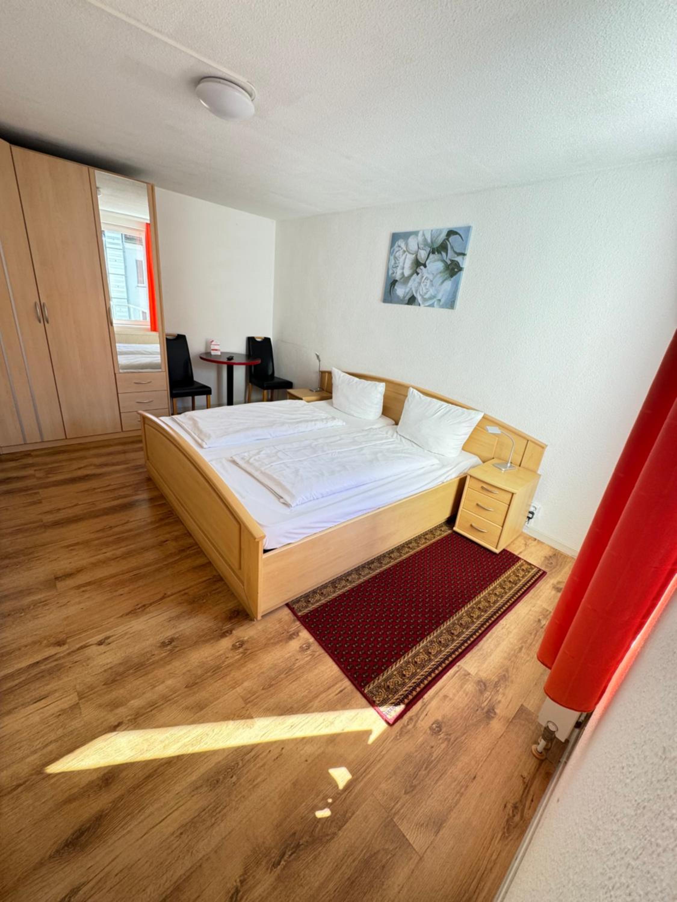 Economy Double Room - Photo 1