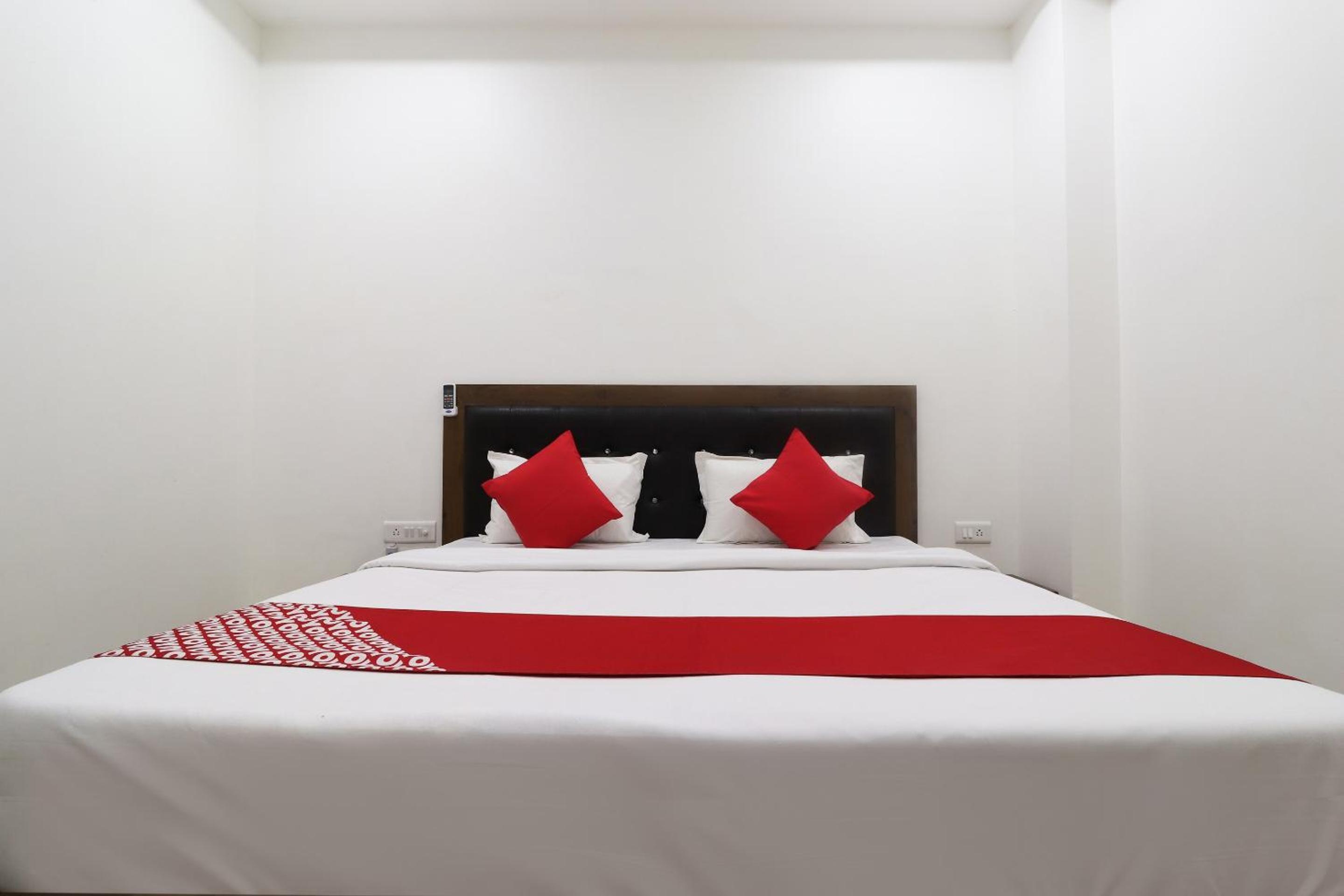 Standard Double Room photo 2
