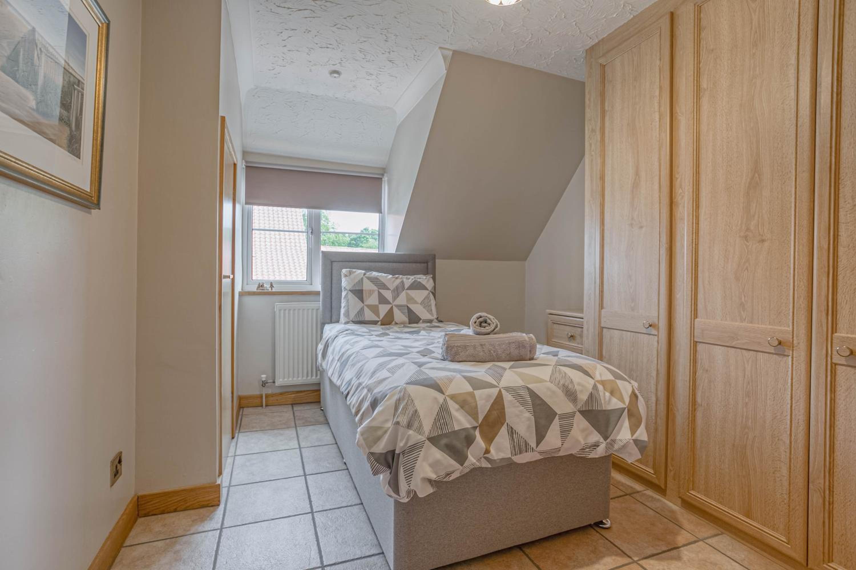 Three-Bedroom House photo 1
