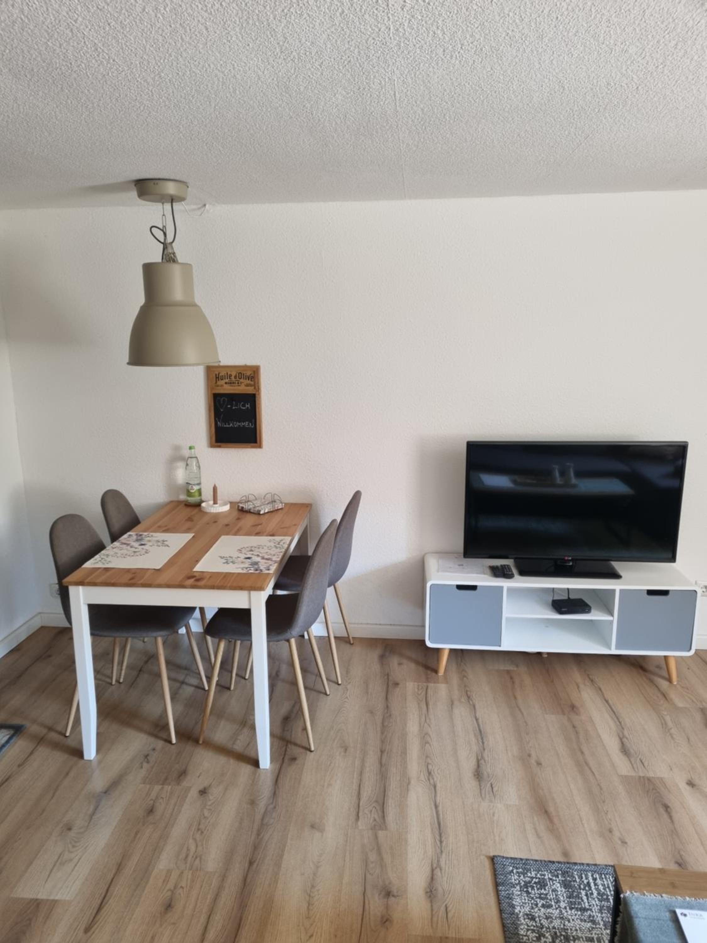 One-Bedroom Apartment - Photo 10