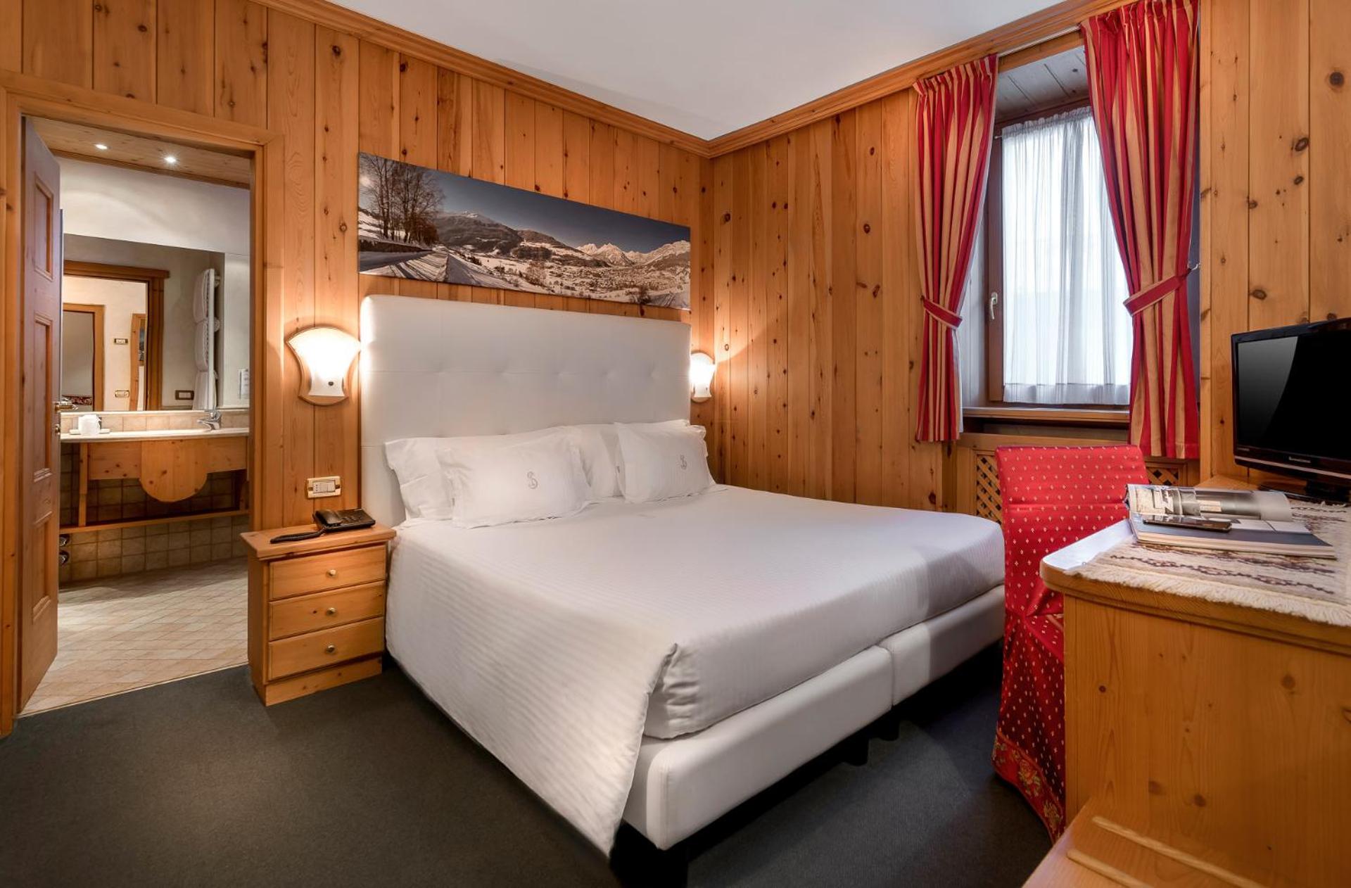 Classic Double or Twin Room