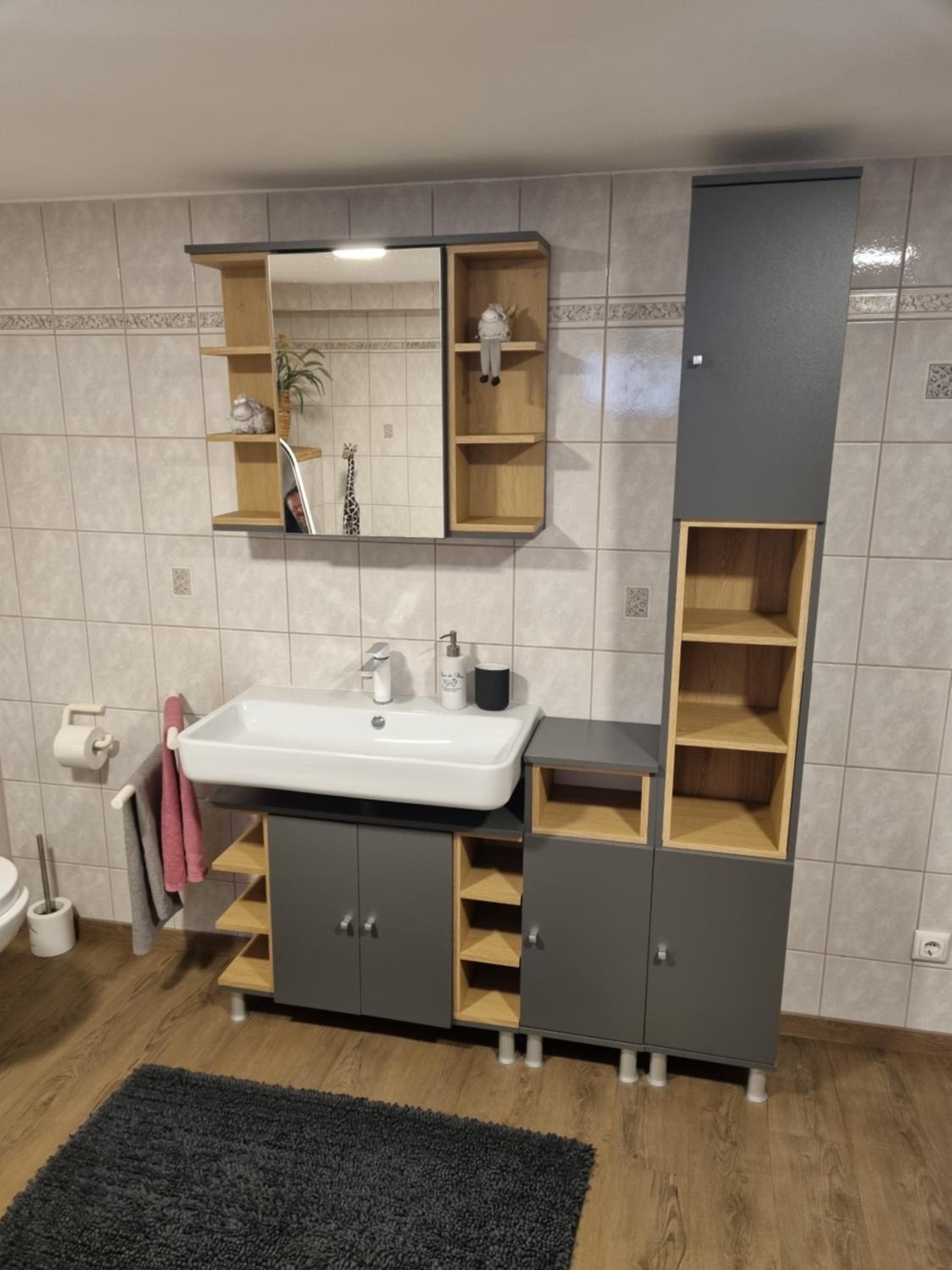 One-Bedroom Apartment - Photo 14