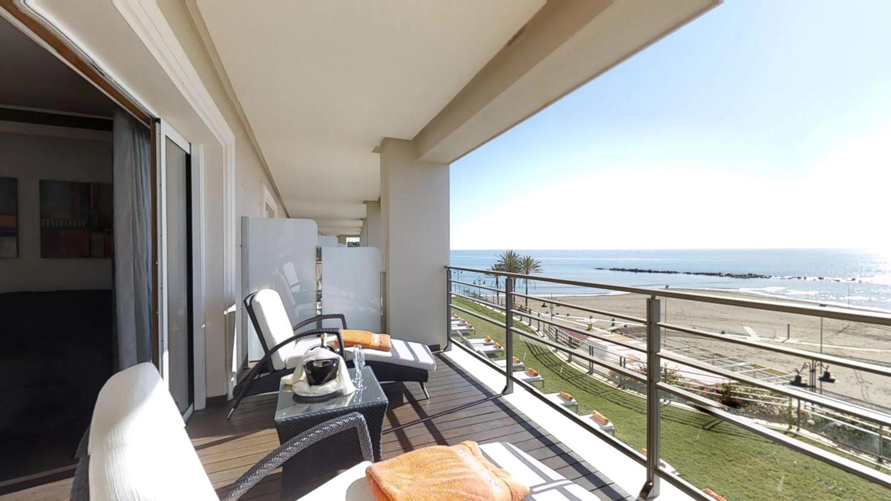 Suite Junior (2 adultos + 2 niños)
