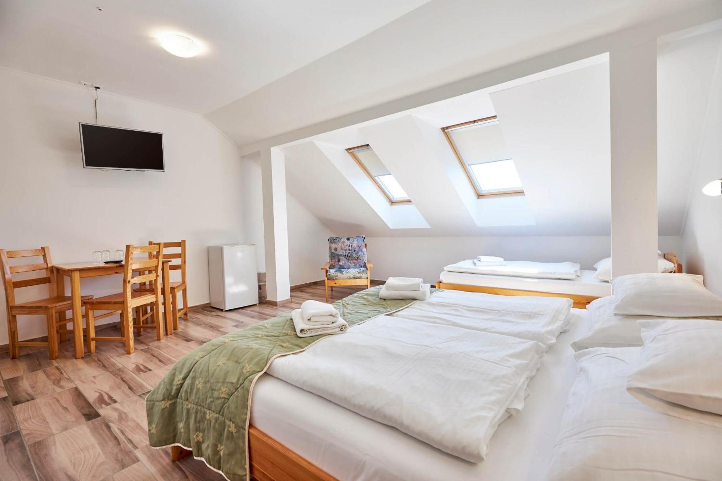 Triple Room with Shower photo 1