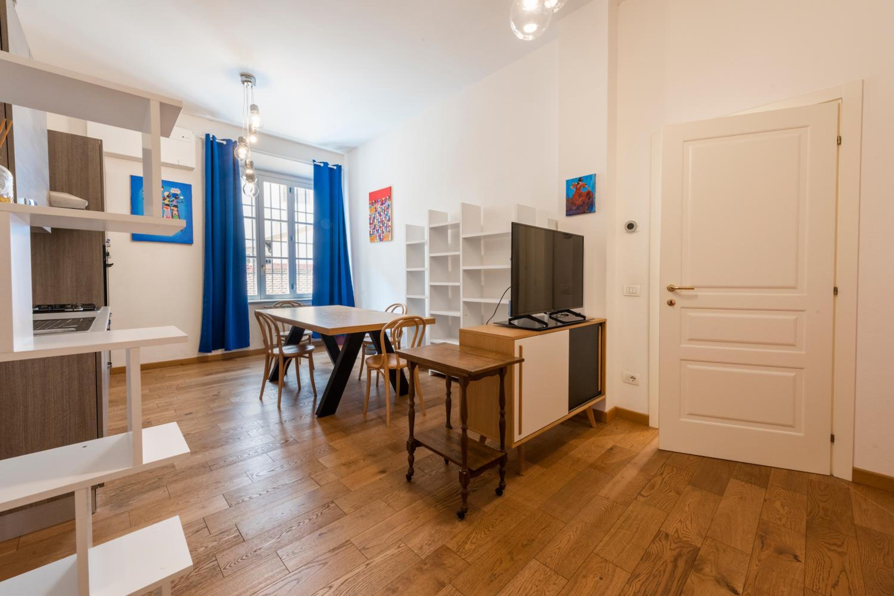 One-Bedroom Apartment