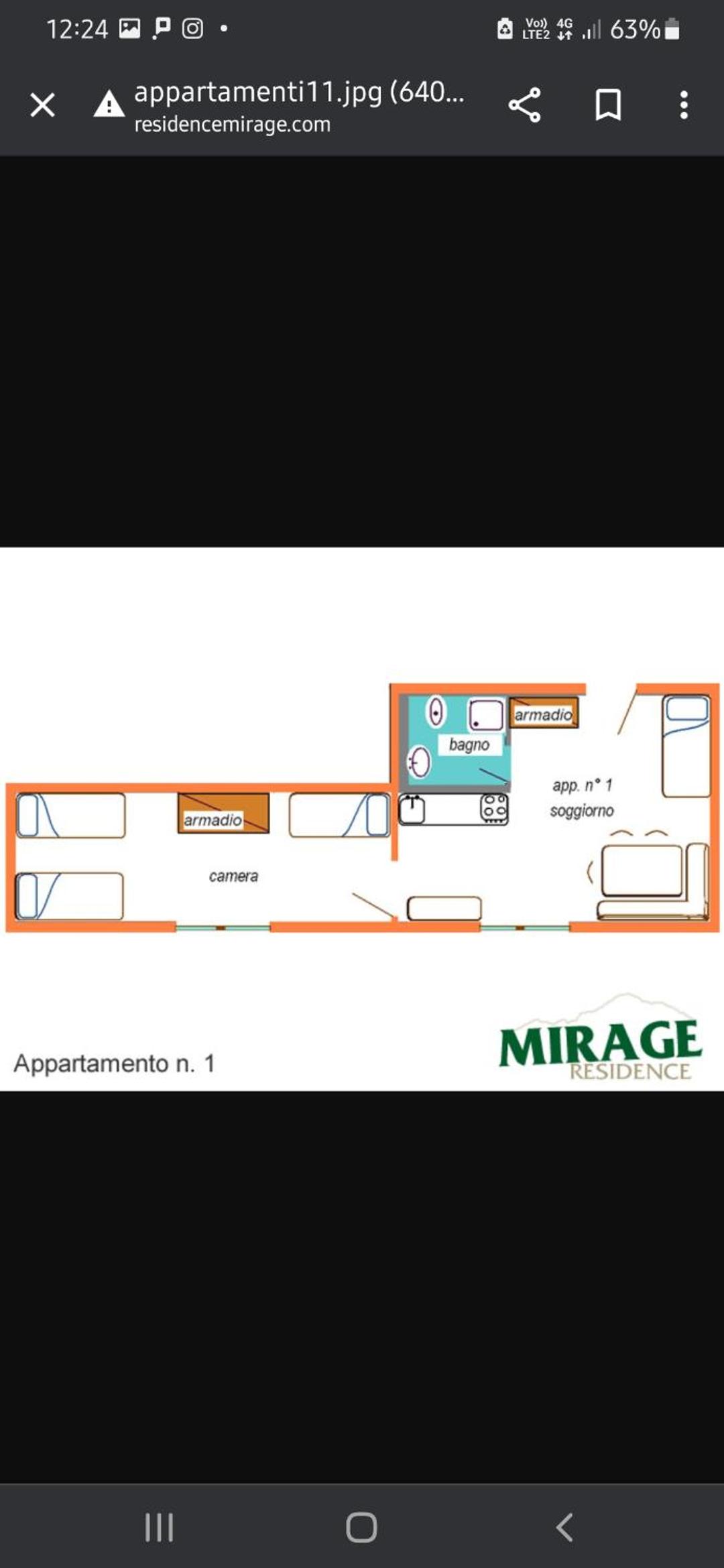 Apartment with Mountain View